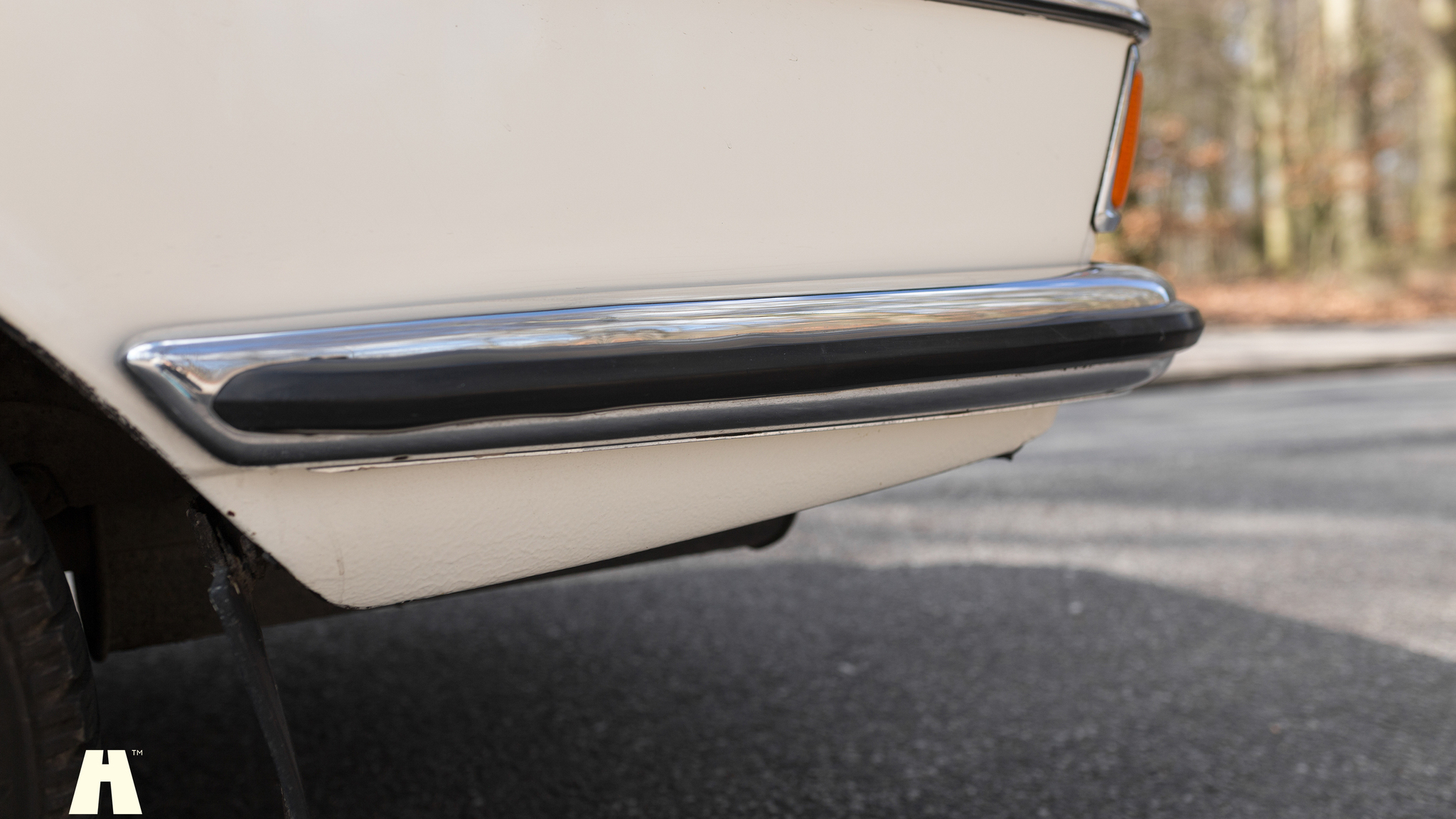 Exterior image of 1970 Mercedes 250 CE