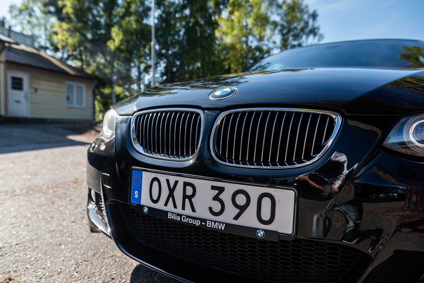 Exterior image of 2009 BMW 325Xi