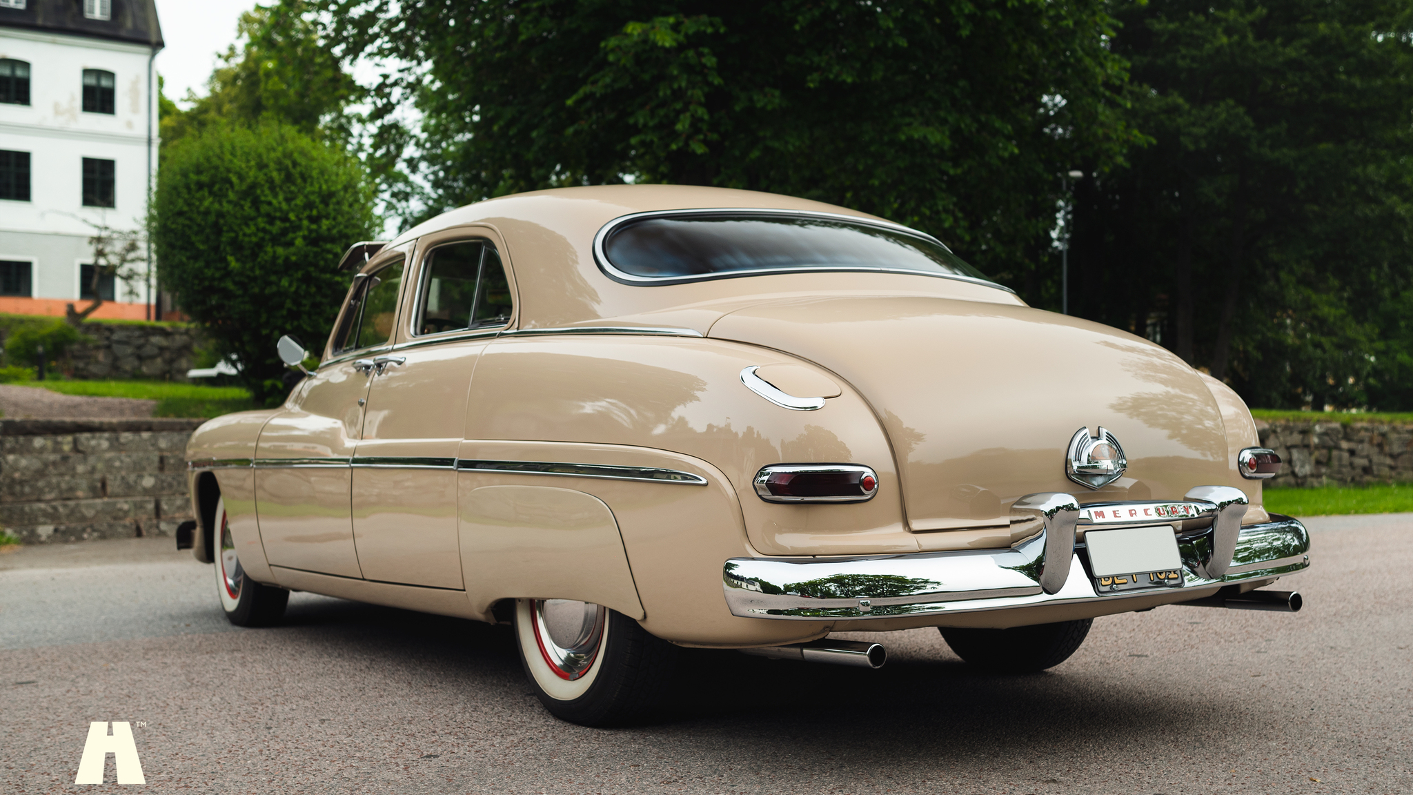 Exterior image of 1950 Mercury Eight Sport Sedan
