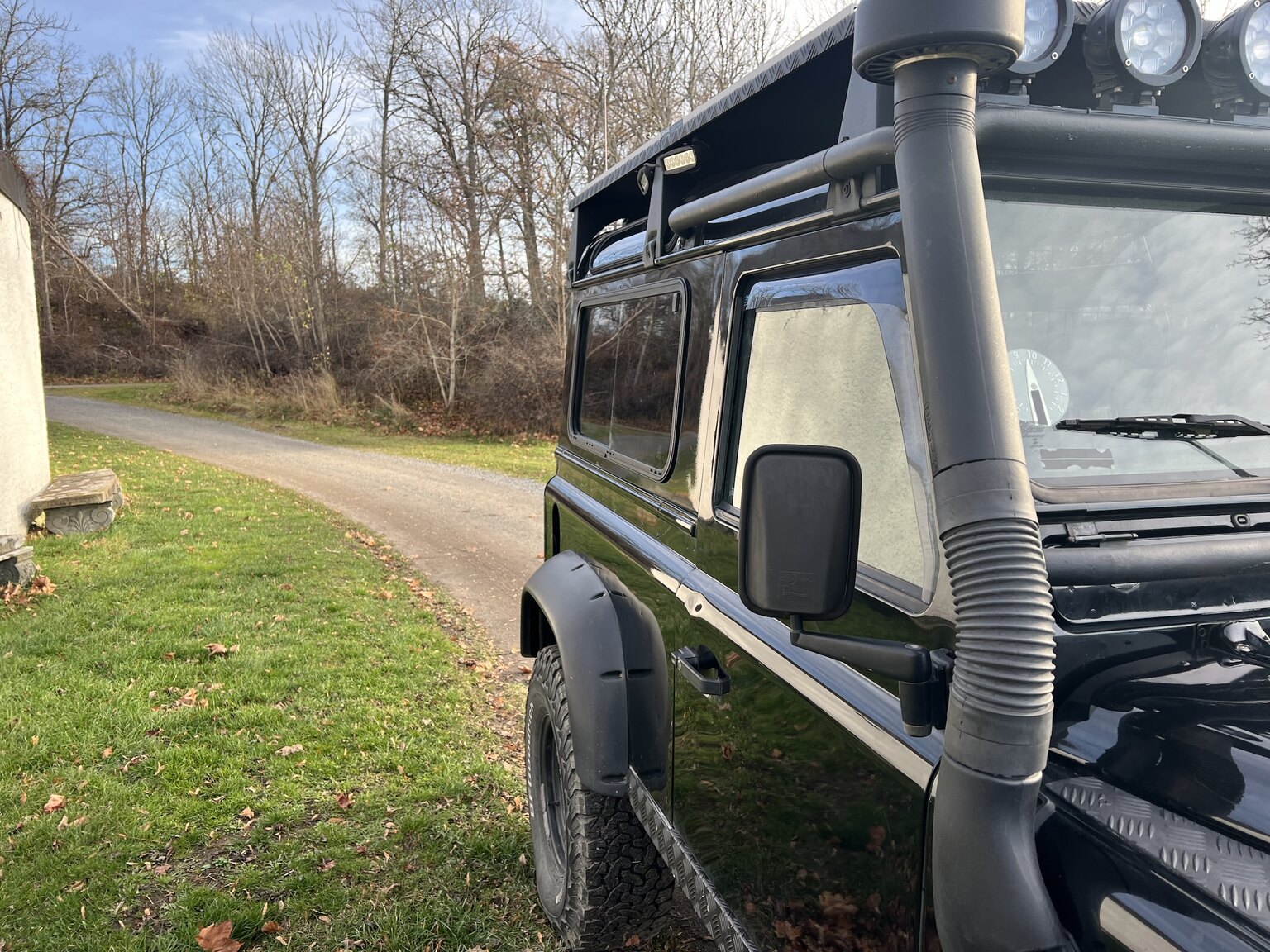 Exteriörbild på 2002 Land Rover Defender 90 2.5 Td5