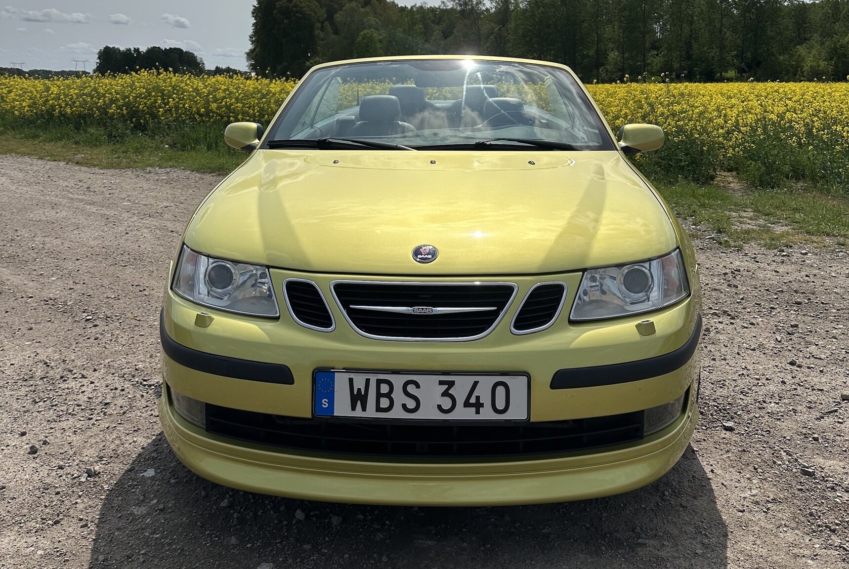 Exterior image of 2004 SAAB 9.3 Aero Convertible 2.0T