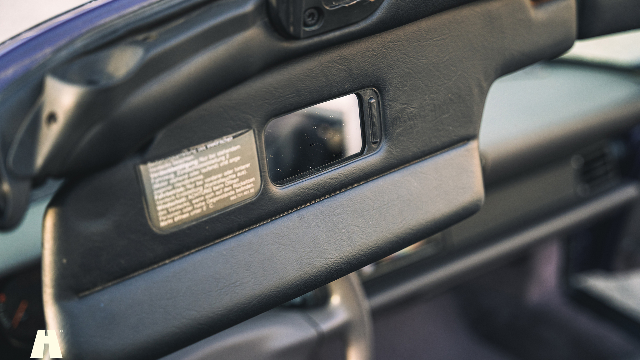 Innenraumfoto von 1994 Porsche 993 Cabriolet (27)