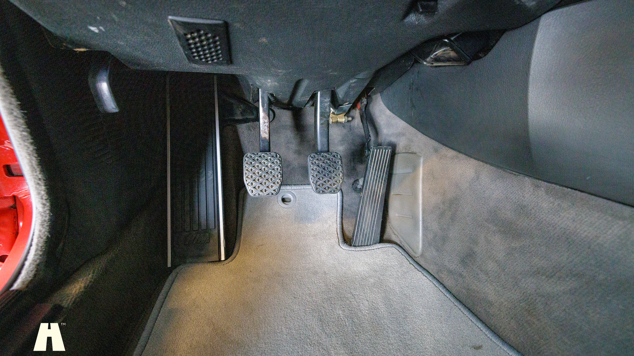 Interior image of 1988 BMW E30 M3 EVO II