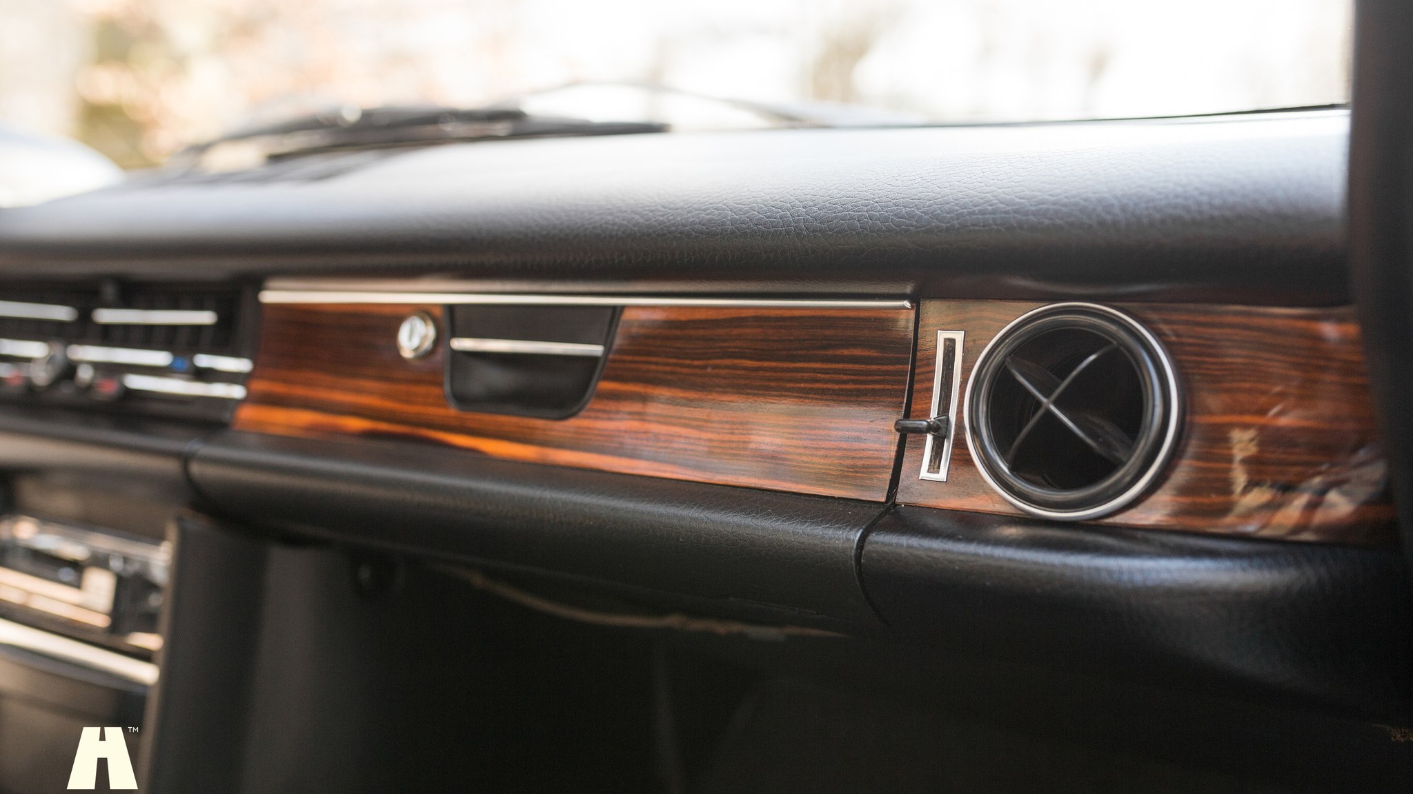 Innenraumfoto von 1970 Mercedes 250 CE