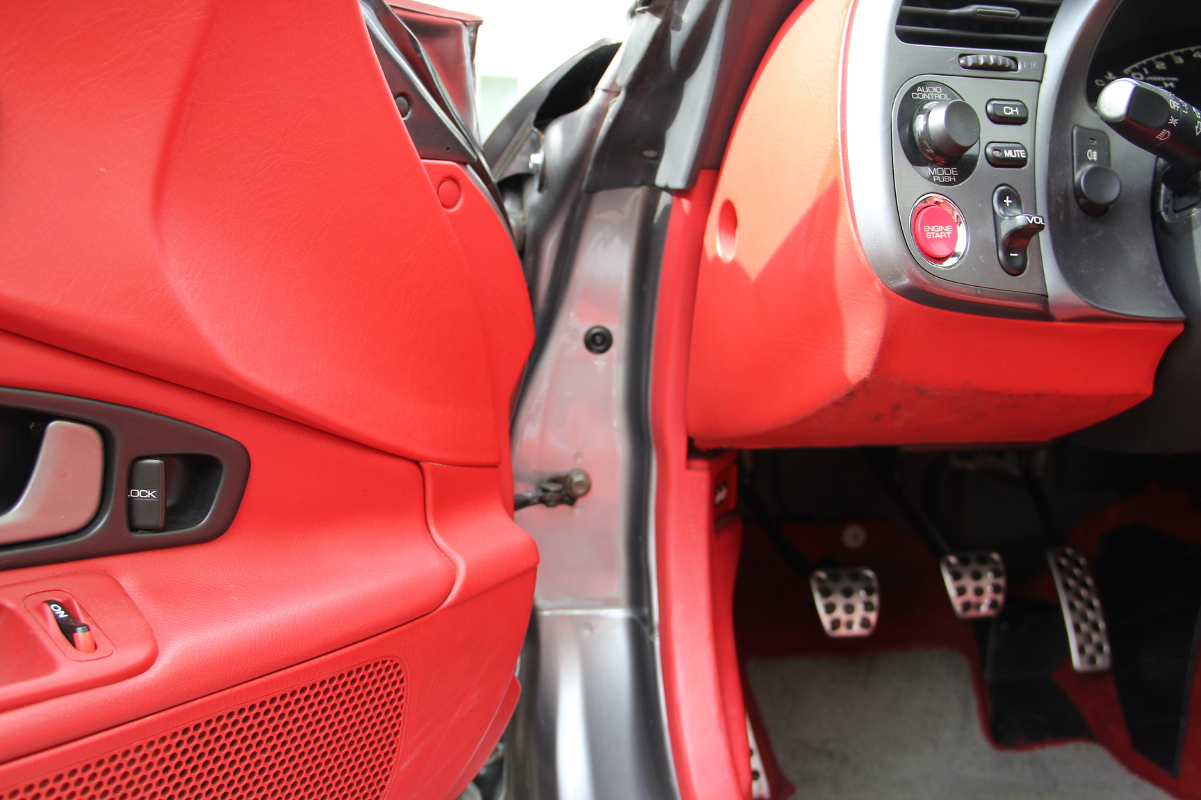 Innenraumfoto von 2003 Honda S2000