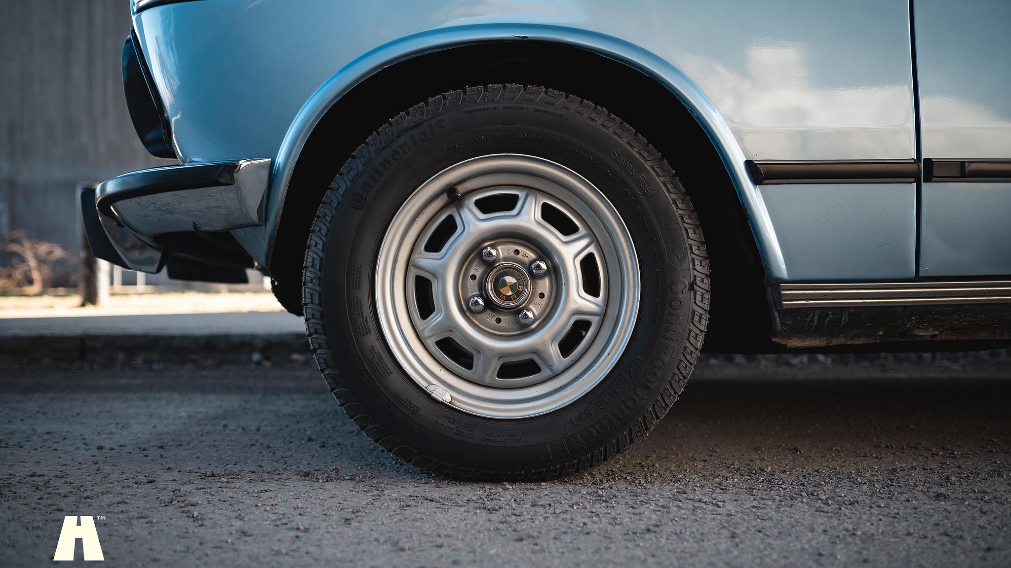 Exteriörbild på 1974 BMW 2002