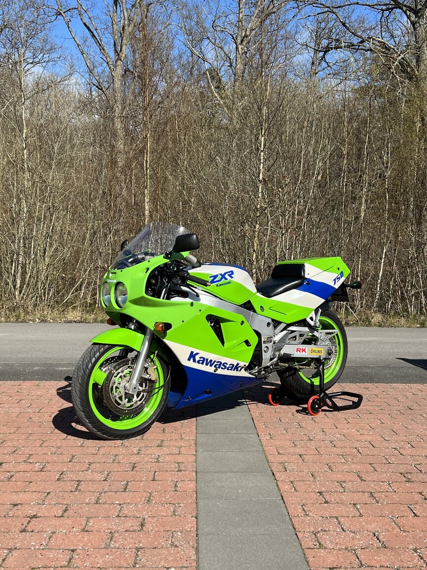 Exteriörbild på 1989 Kawasaki ZXR 750 H1