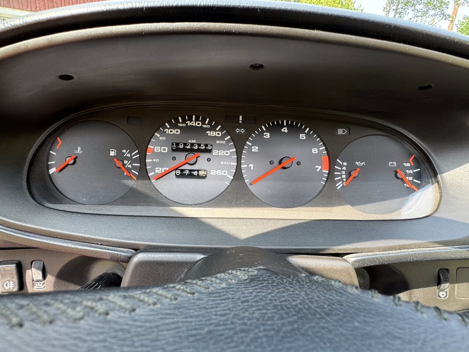 Interior image of 1990 Porsche 944 S2 Convertible