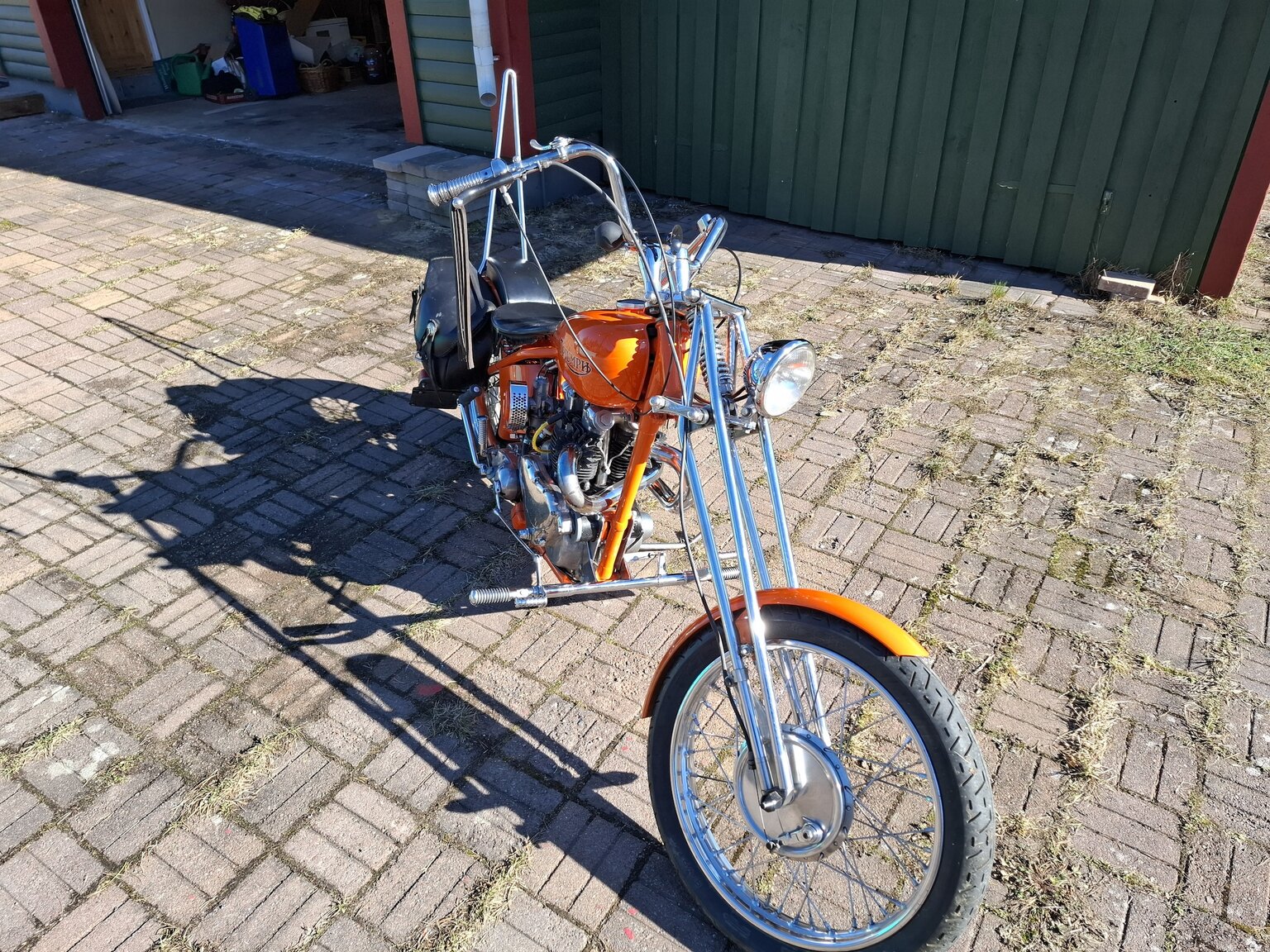 Exteriörbild på 1953 Triumph Thunderbird Chopper