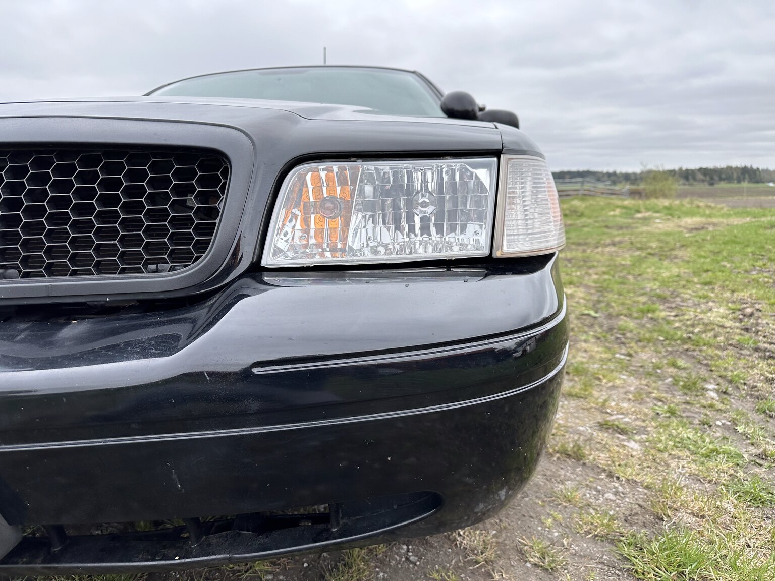 Exteriörbild på 2011 Ford Crown Victoria Police Interceptor