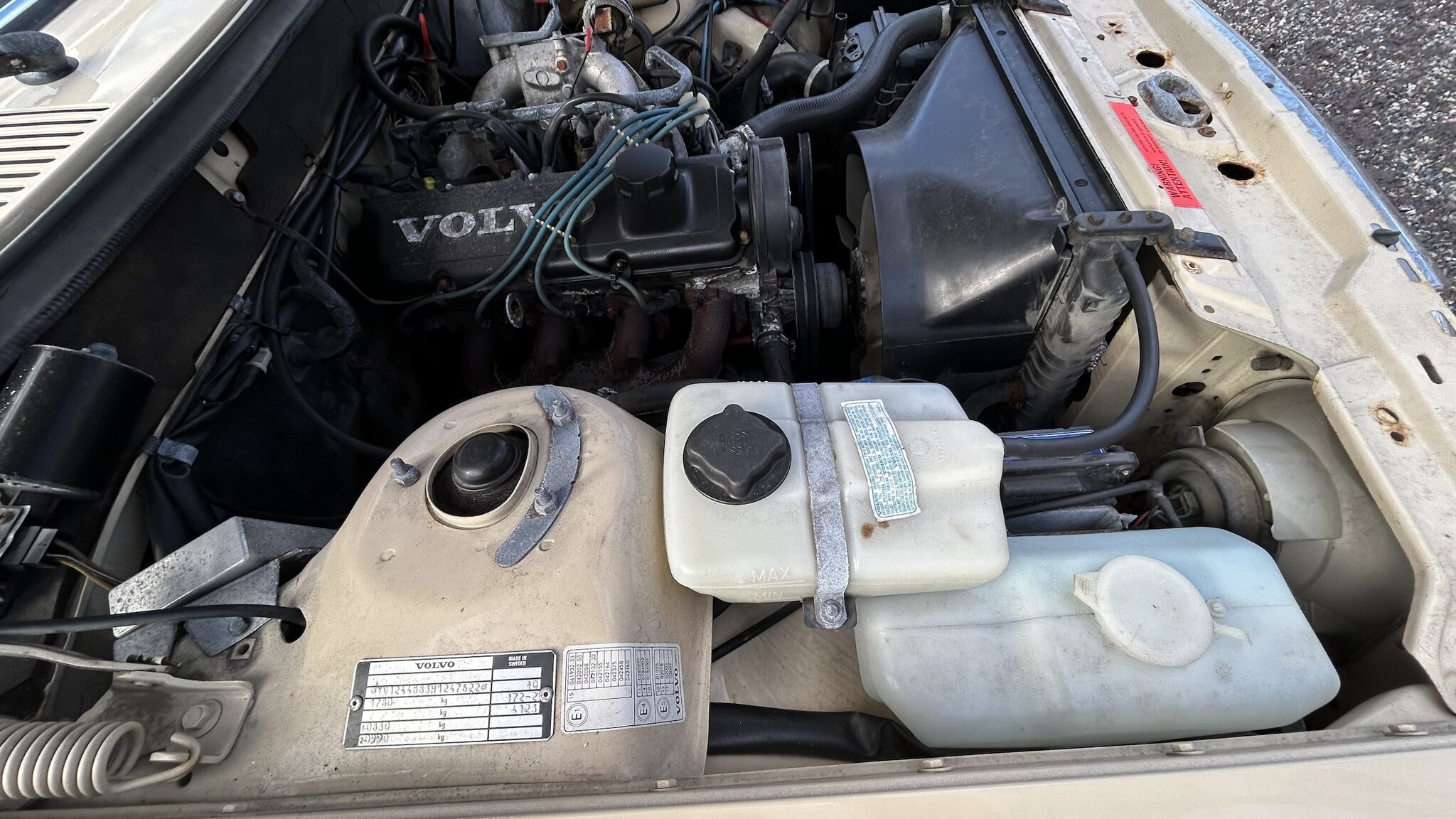 Image of 1987 Volvo 244 mechanics