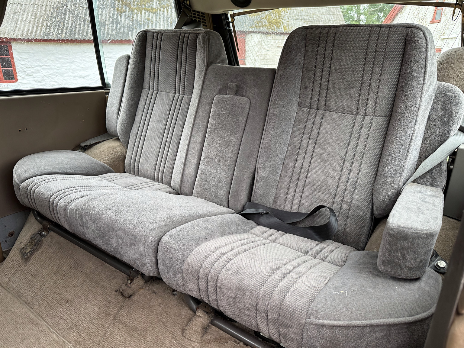 Interior image of 1990 Range Rover Classic