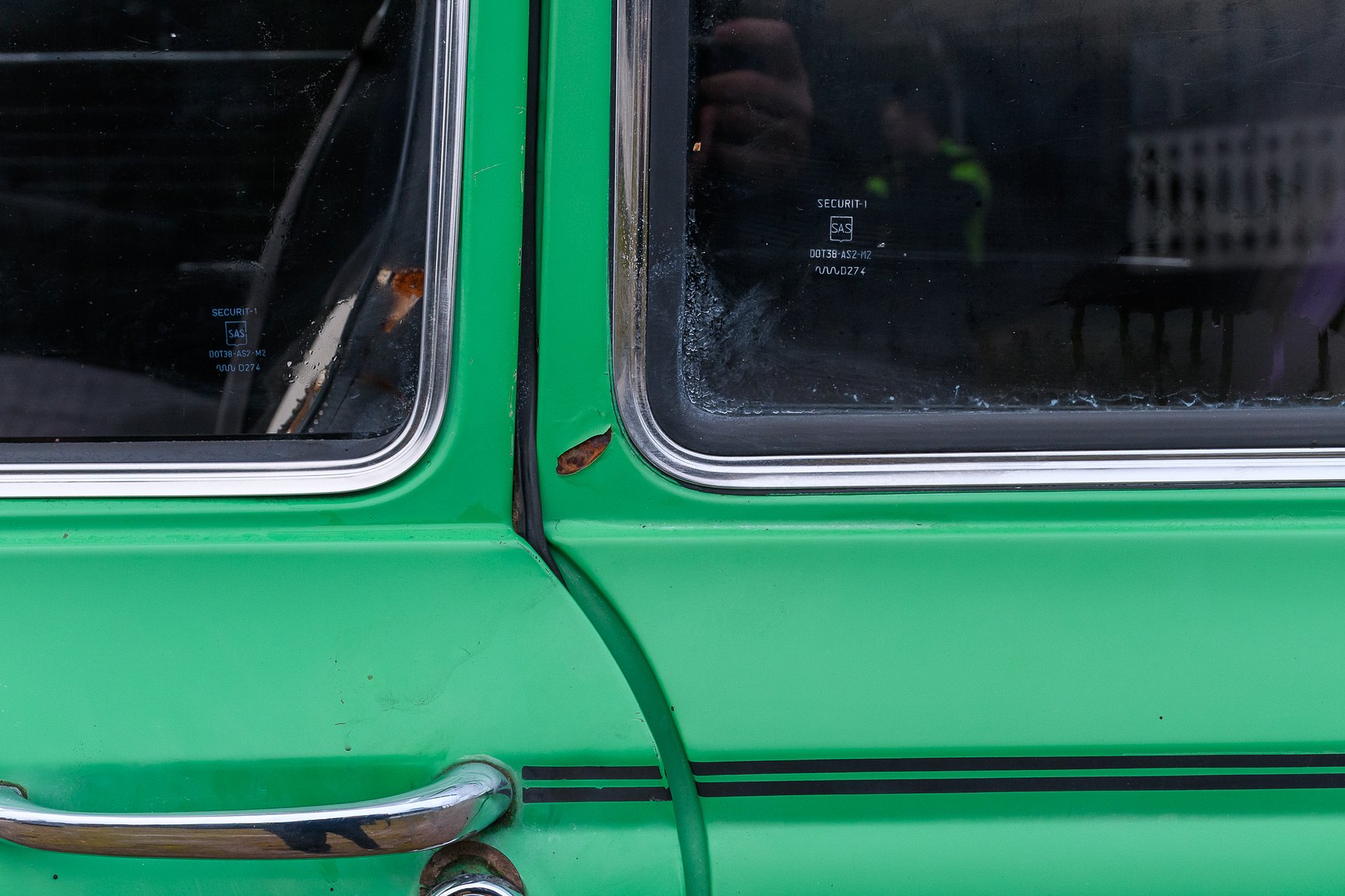 Exteriörbild på 1974 DAF 6633 - NO RESERVE