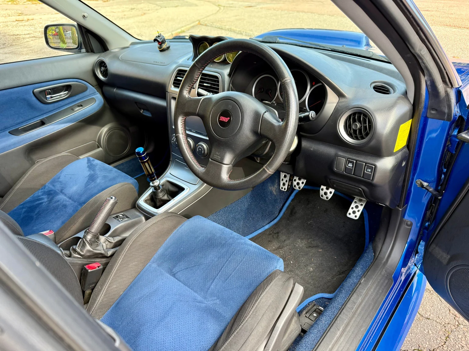 Interiörbild 2006 Subaru Impreza WRX STi (1)