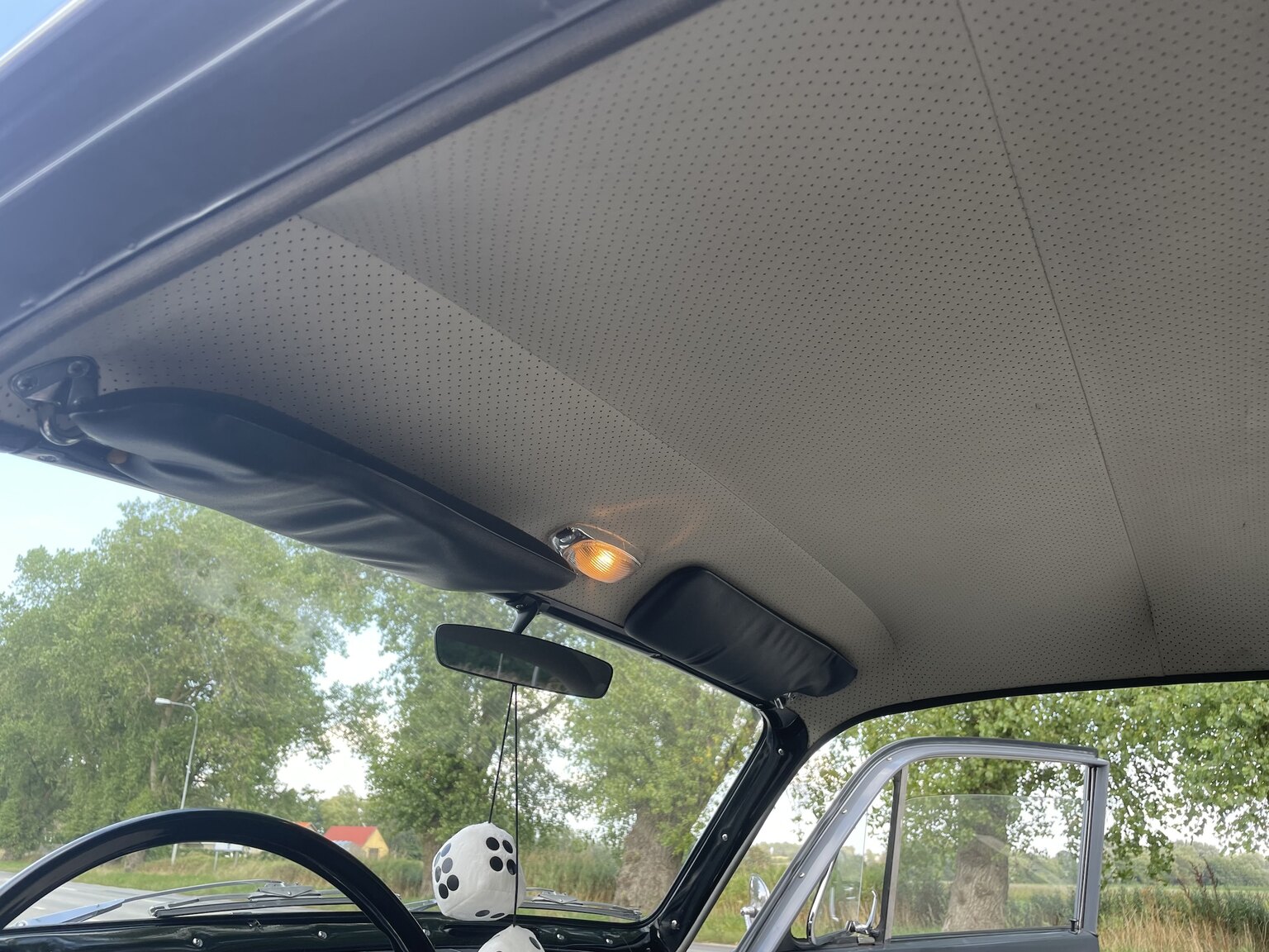 Interior image of 1965 Volvo Amazon 