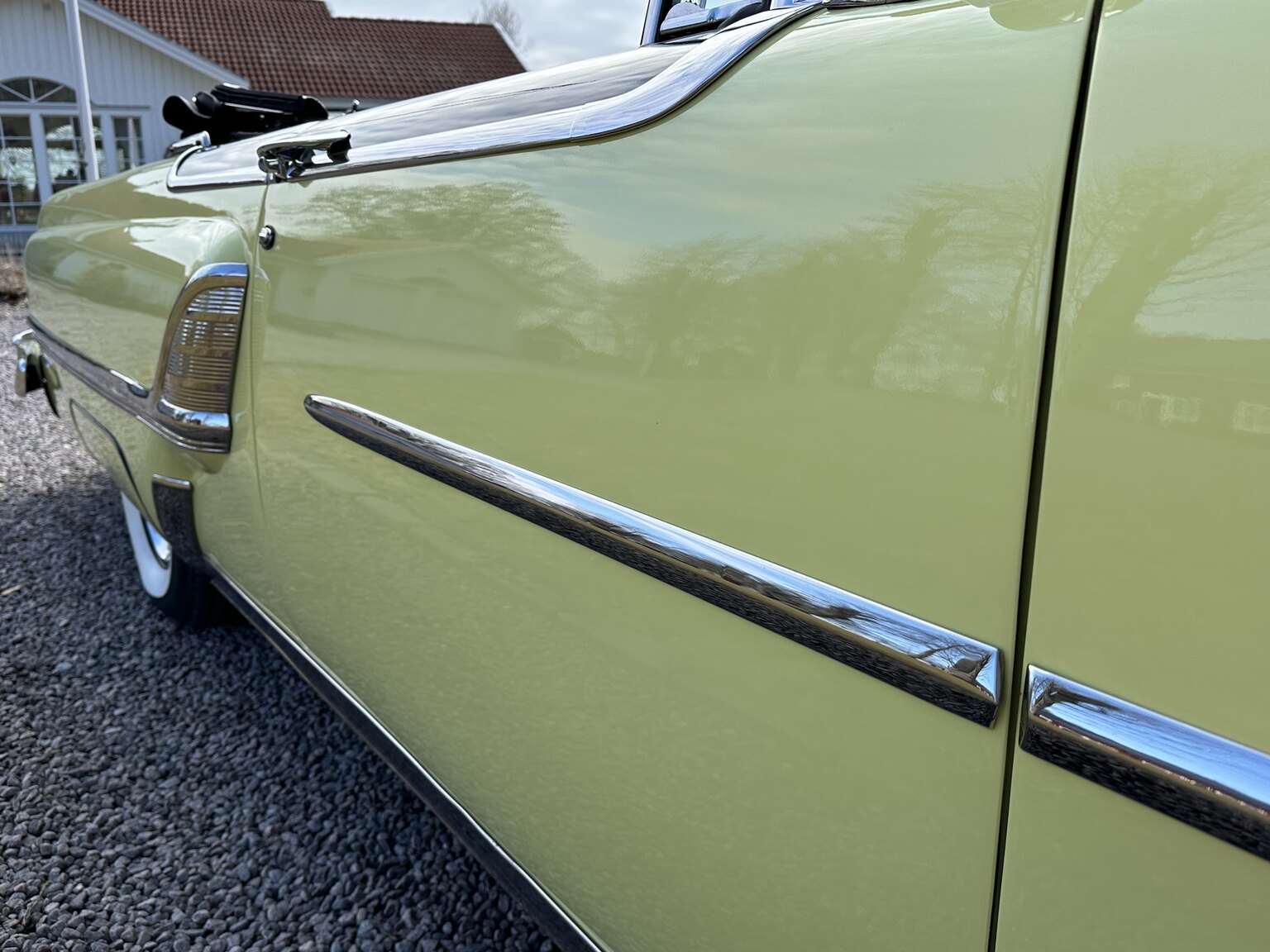 Exterior image of 1955 Mercury Montclair