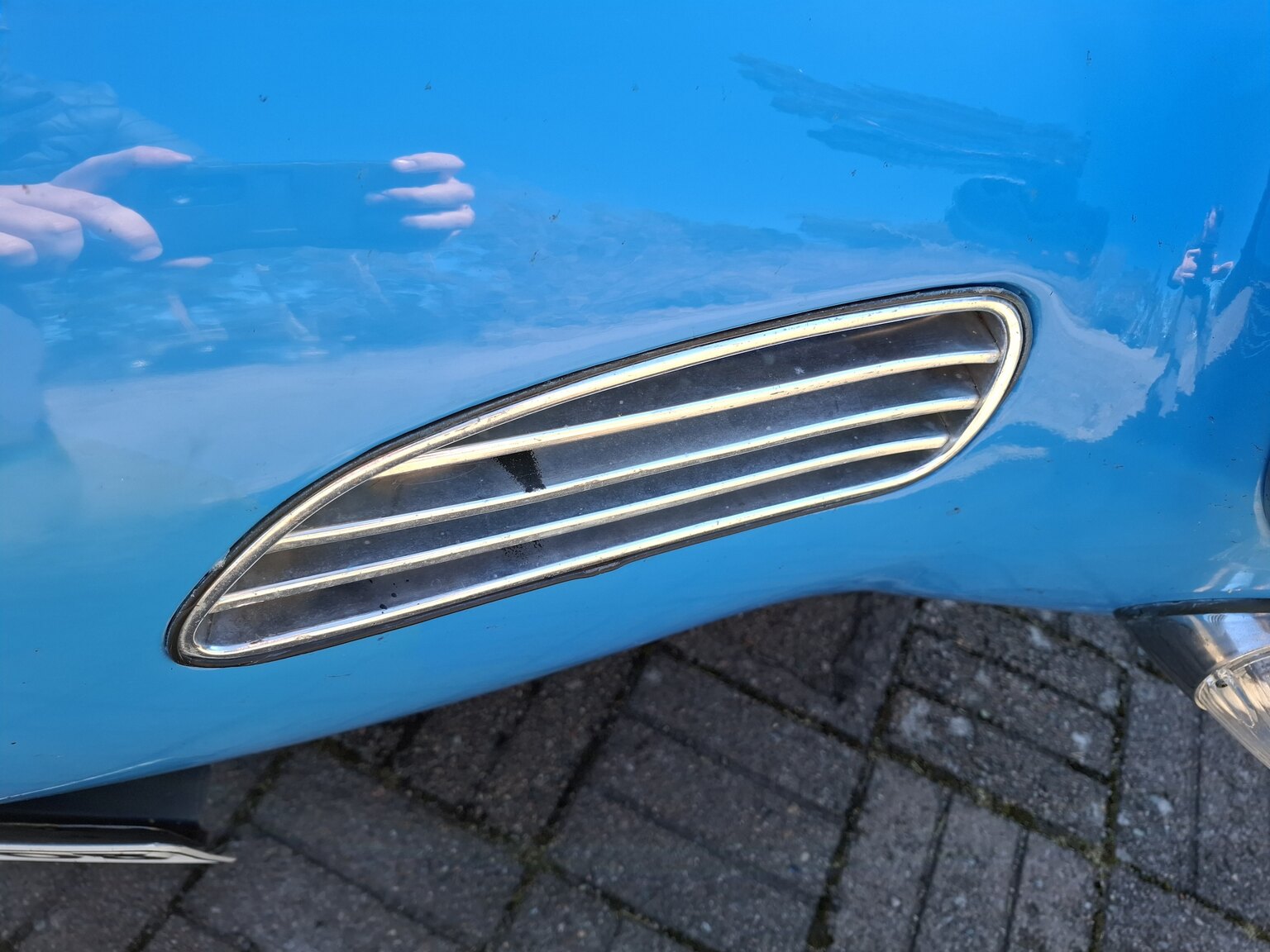 Exteriörbild på 1966 Volkswagen 1300 Karmann-Ghia