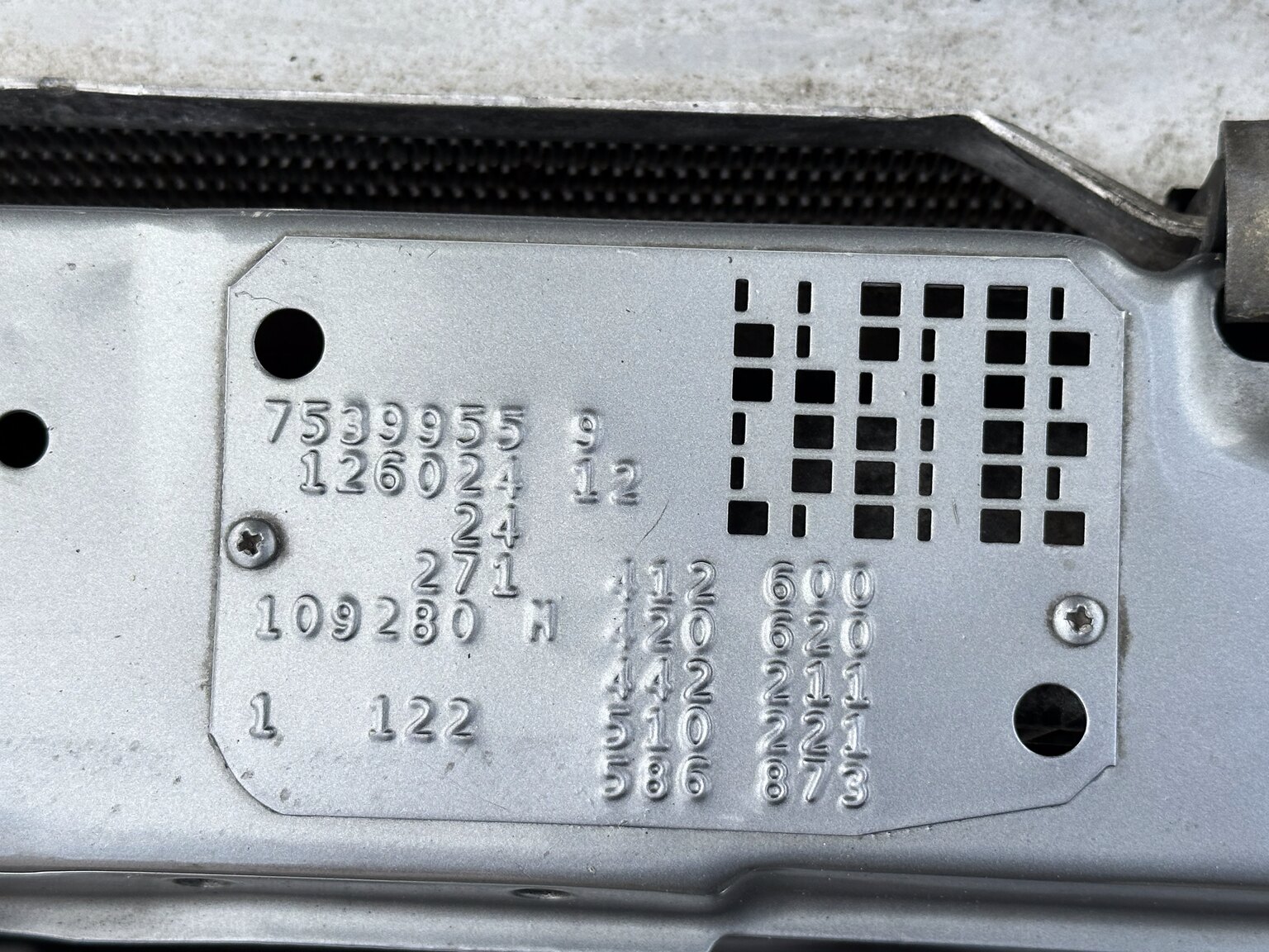 Image of 1987 Mercedes 300 SE mechanics