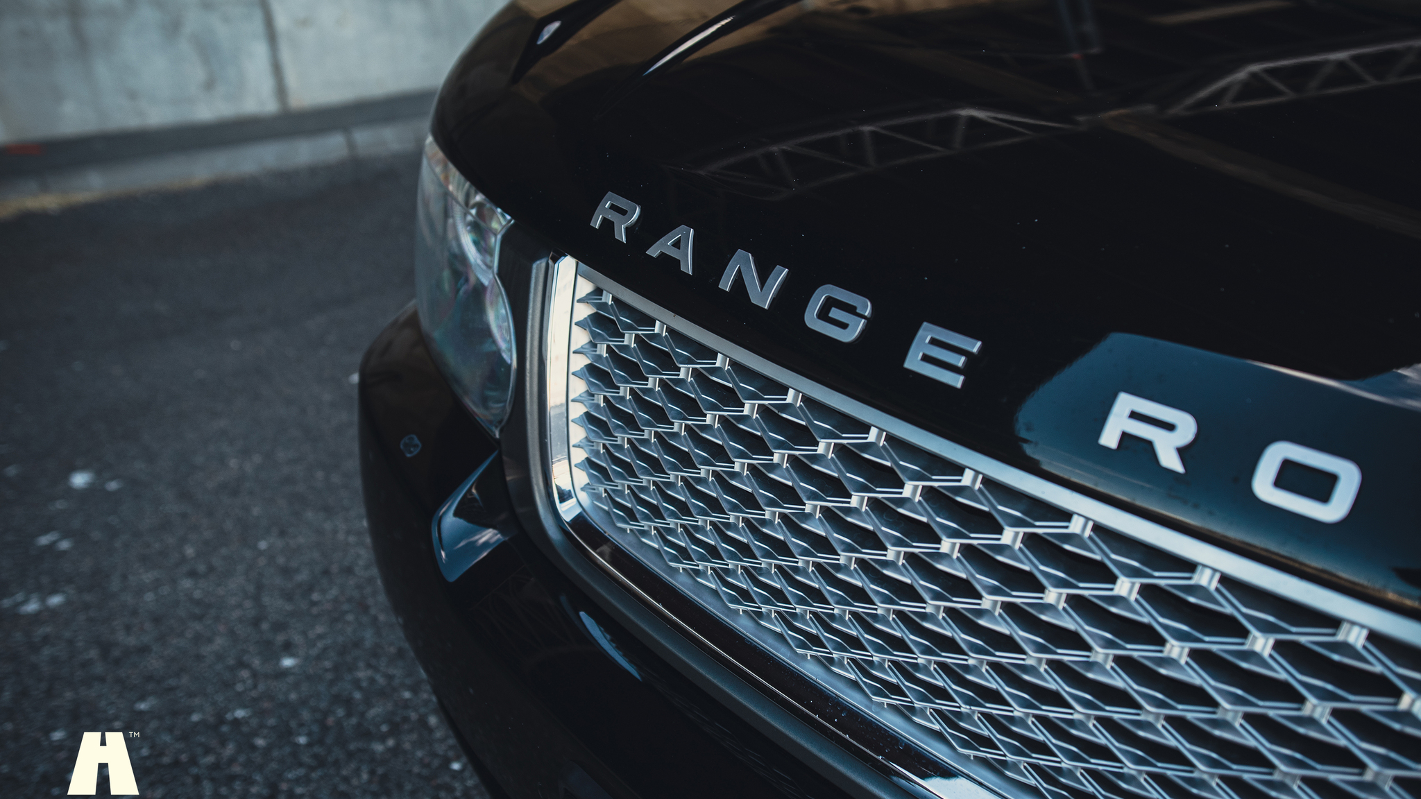 Exterior image of 2011 Range Rover TDV8 Autobiography  (23)