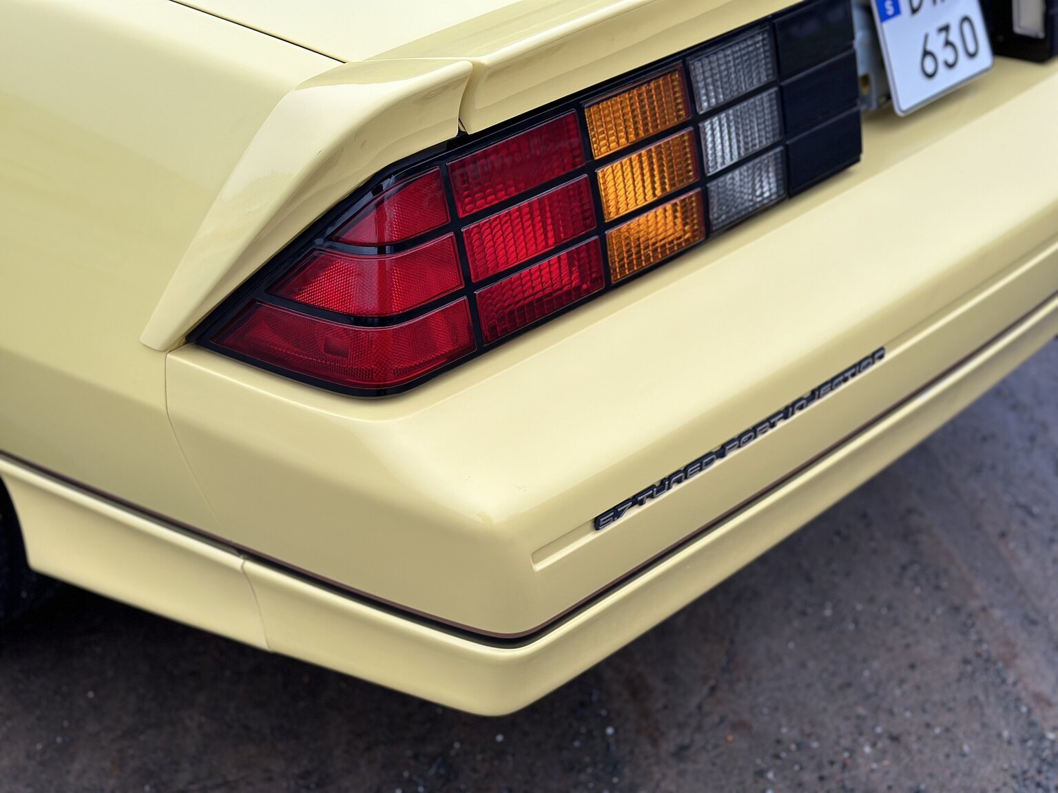 Exteriörbild på 1987 Chevrolet Camaro Z28