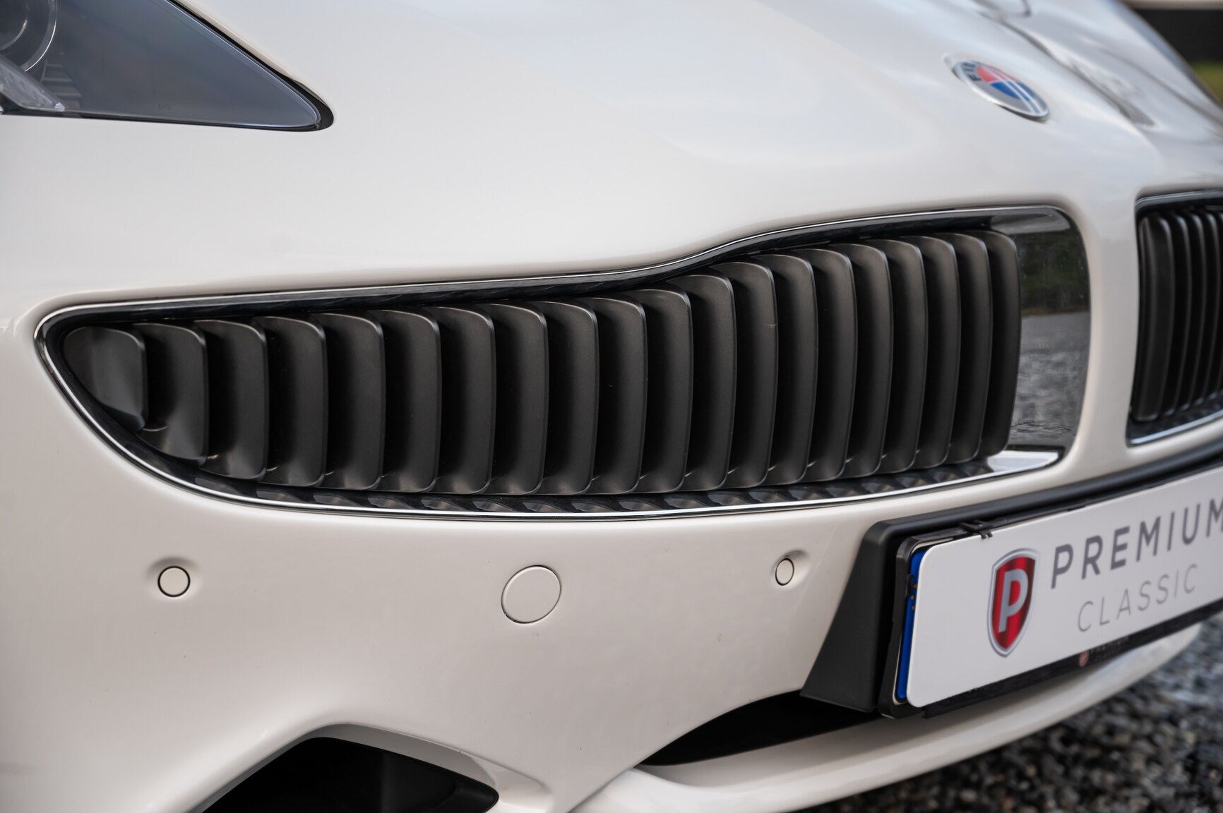 Exteriörbild på 2012 Fisker Karma ES