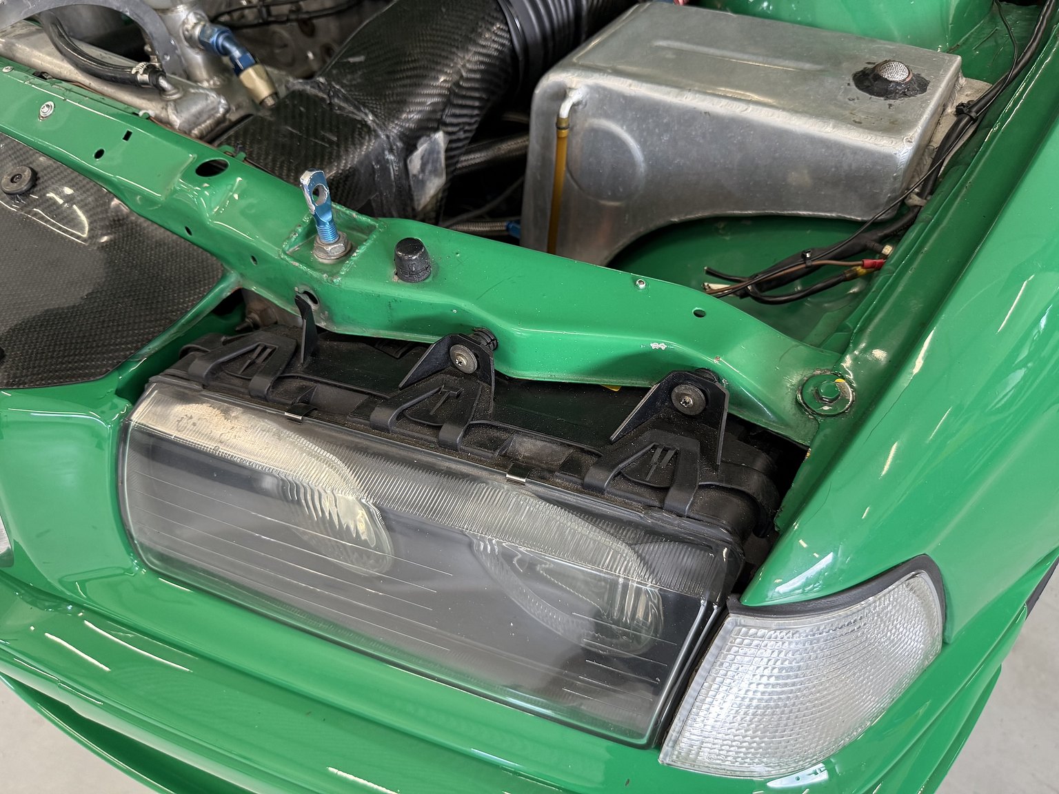 Image of 1993 BMW E36 Super Touring mechanics