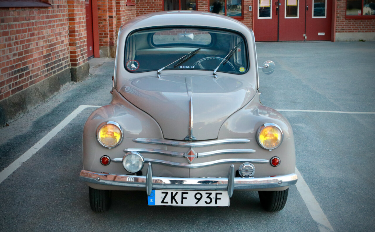 Aussenfoto 1959 Renault 4CV