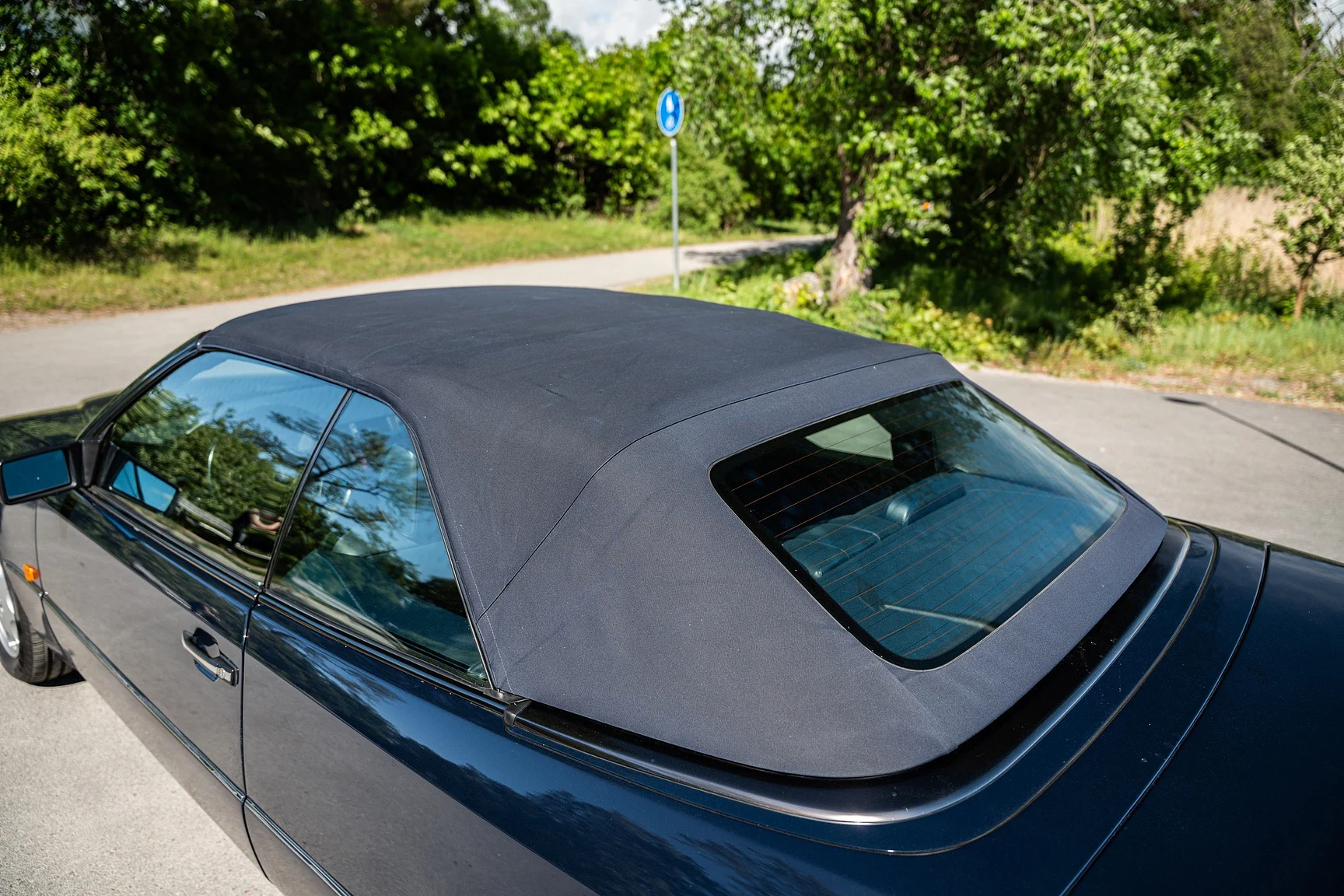 Exteriörbild på 1993 Mercedes-Benz 300 CE-24 Cabriolet (11)