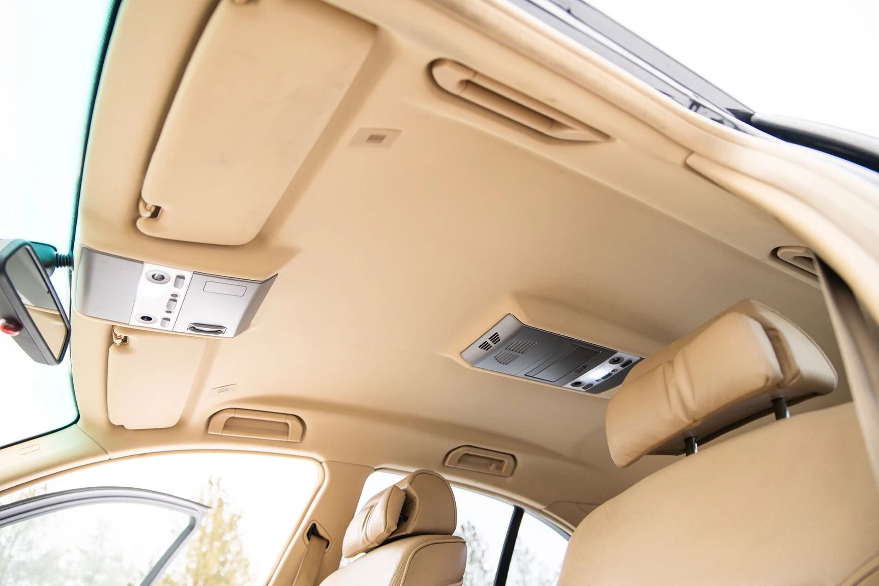 Innenraumfoto von 2002 BMW  745 iA (28)