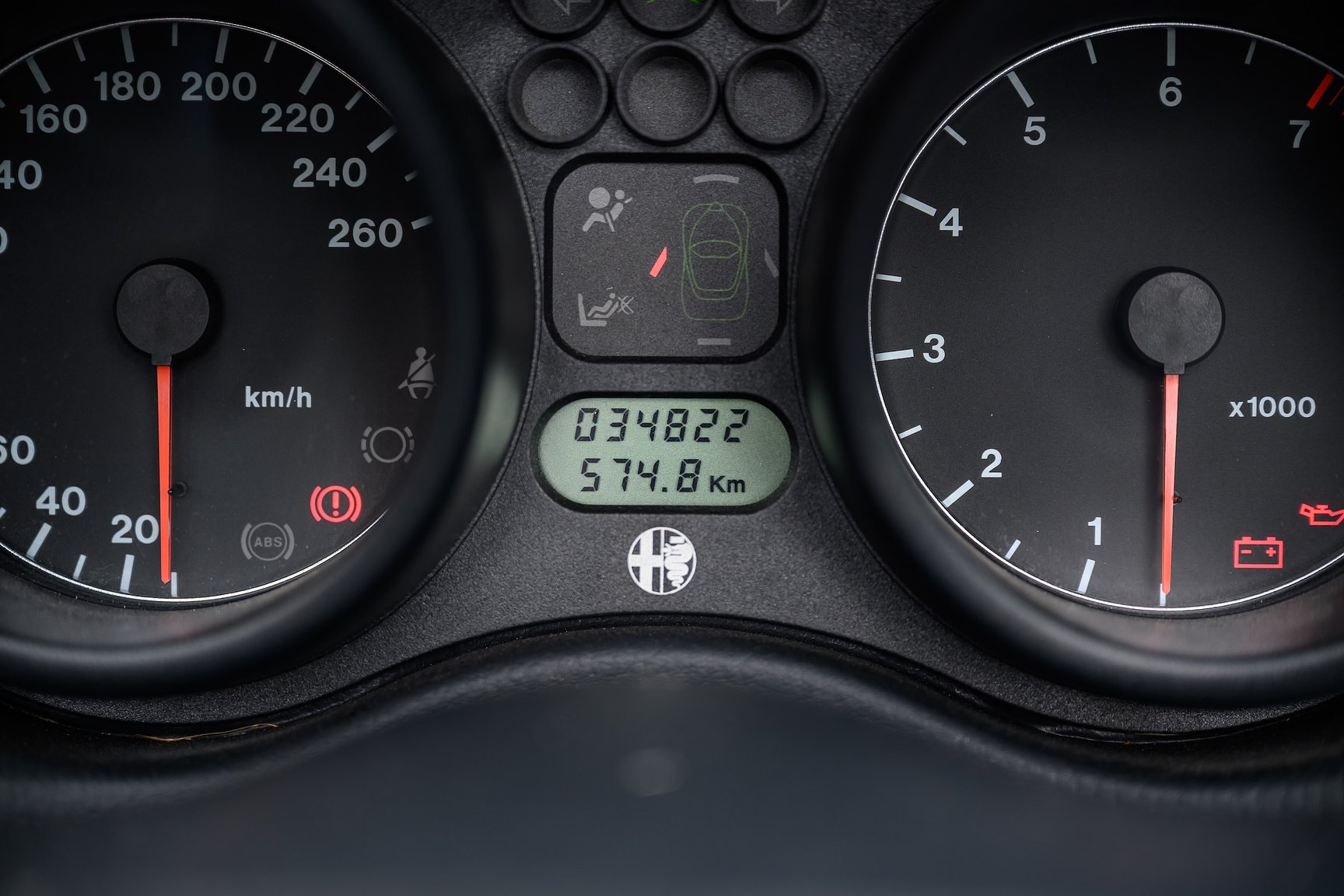 Interior image of 2001 Alfa Romeo Spider 3.0 V6