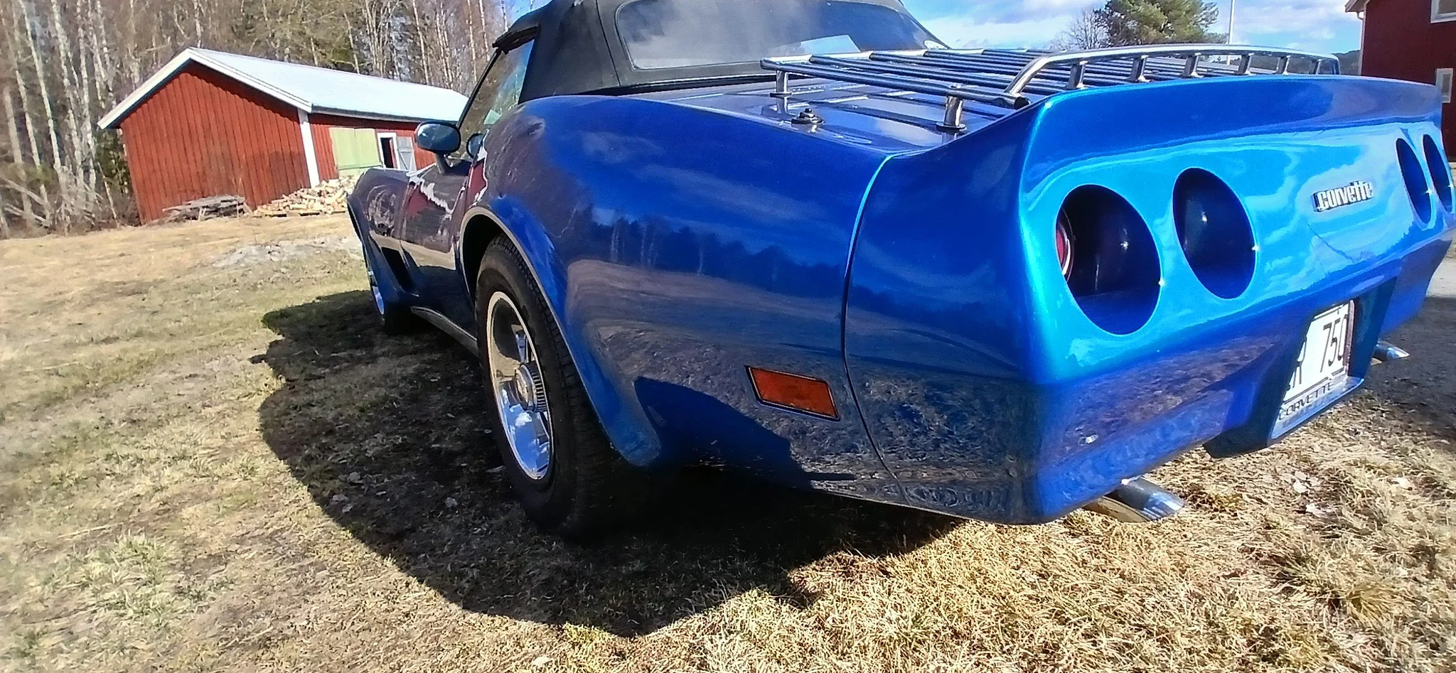 Exterior image of 1974 Chevrolet Corvette Stingray Convertible C3 (26)