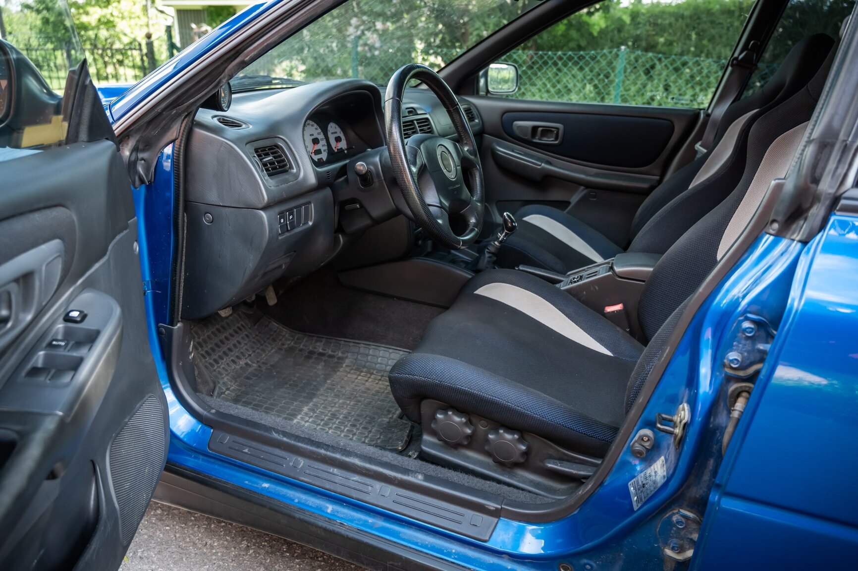 Interiörbild 1999 Subaru Impreza GT