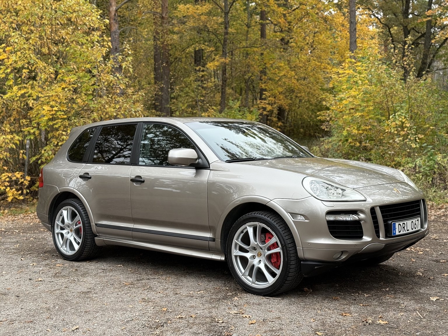 Exteriörbild på 2008 Porsche Cayenne GTS 6-växlad Manuell