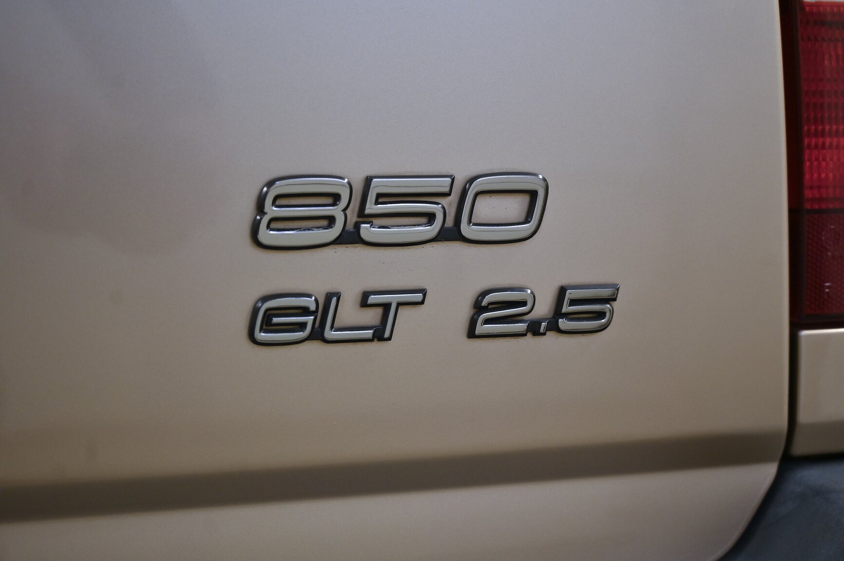 Exteriörbild på 1996 Volvo 855GLT