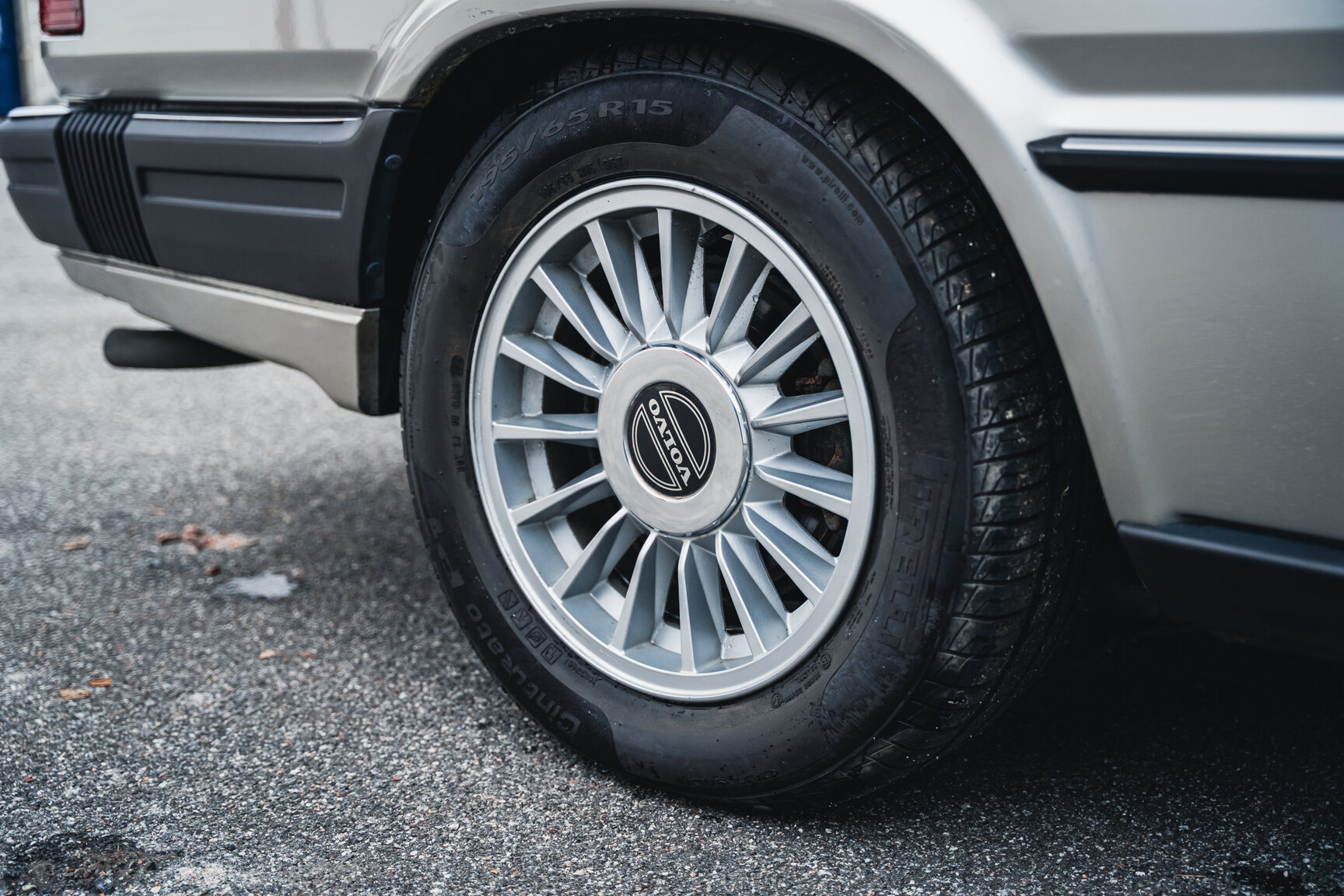 Exterior image of 1988 Volvo 780 Bertone Coupé