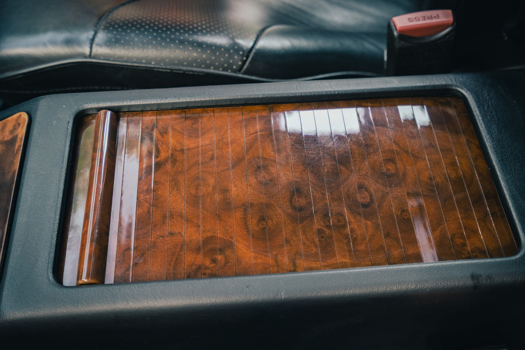 Innenraumfoto von 1992 Mercedes-Benz 500 SE (47)