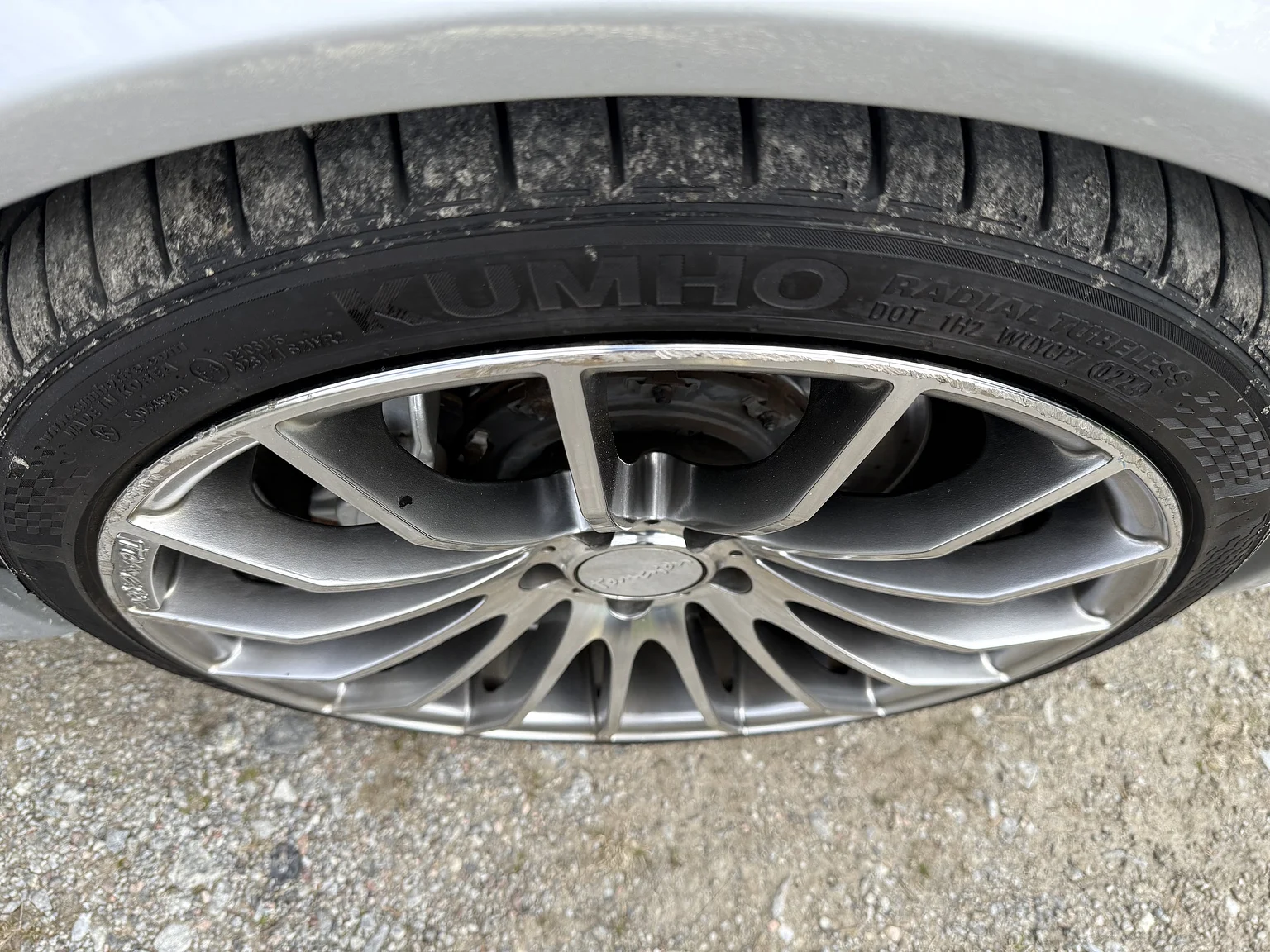 Exteriörbild på 2005 Mercedes-Benz SLK 55 (68)