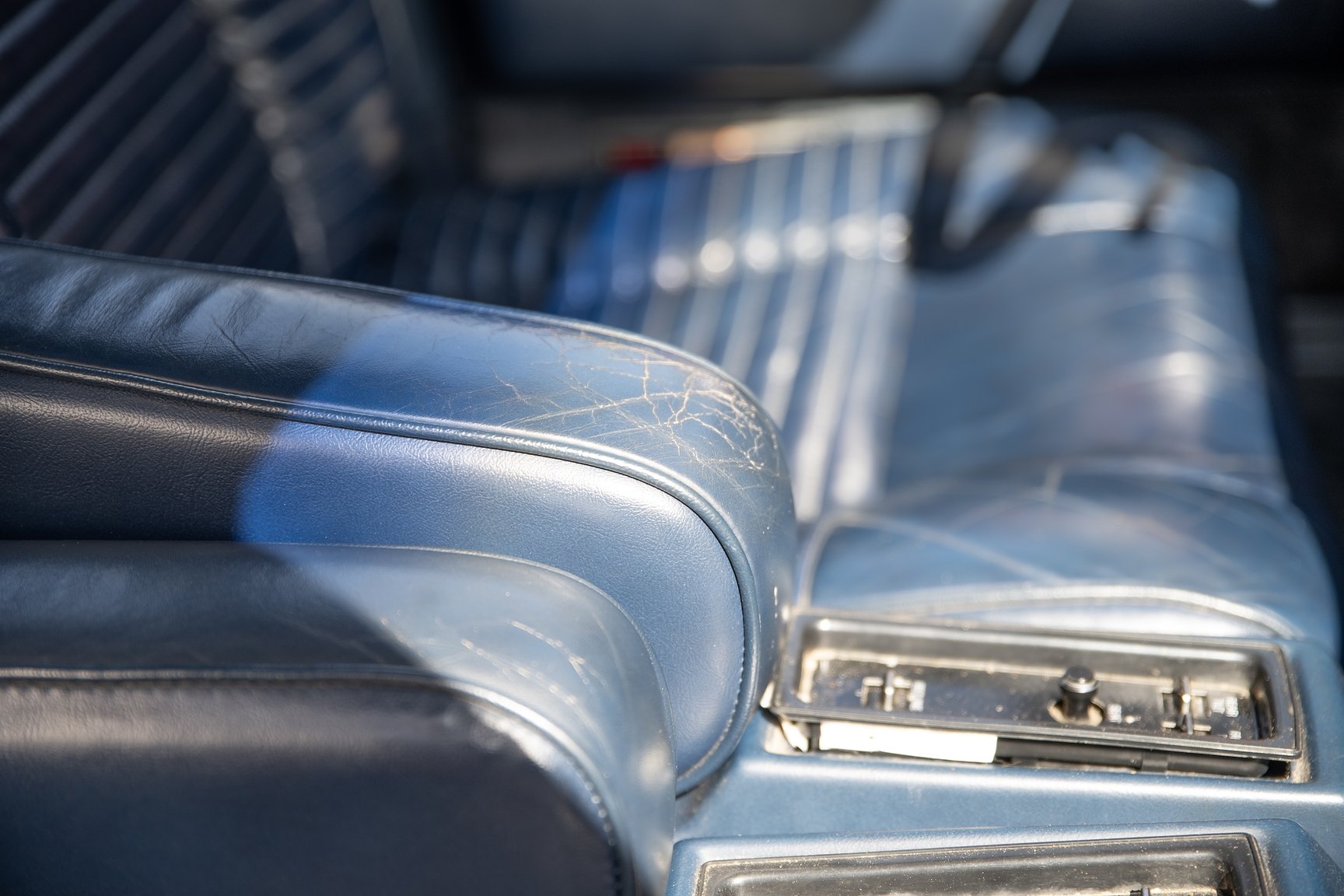 Interiörbild 1985 Lincoln Continental 5.0 V8 EFI