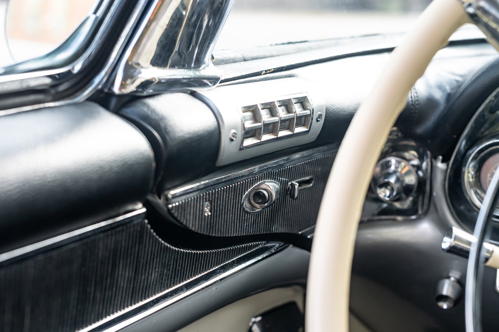 Innenraumfoto von 1958 Cadillac Coupe de Ville