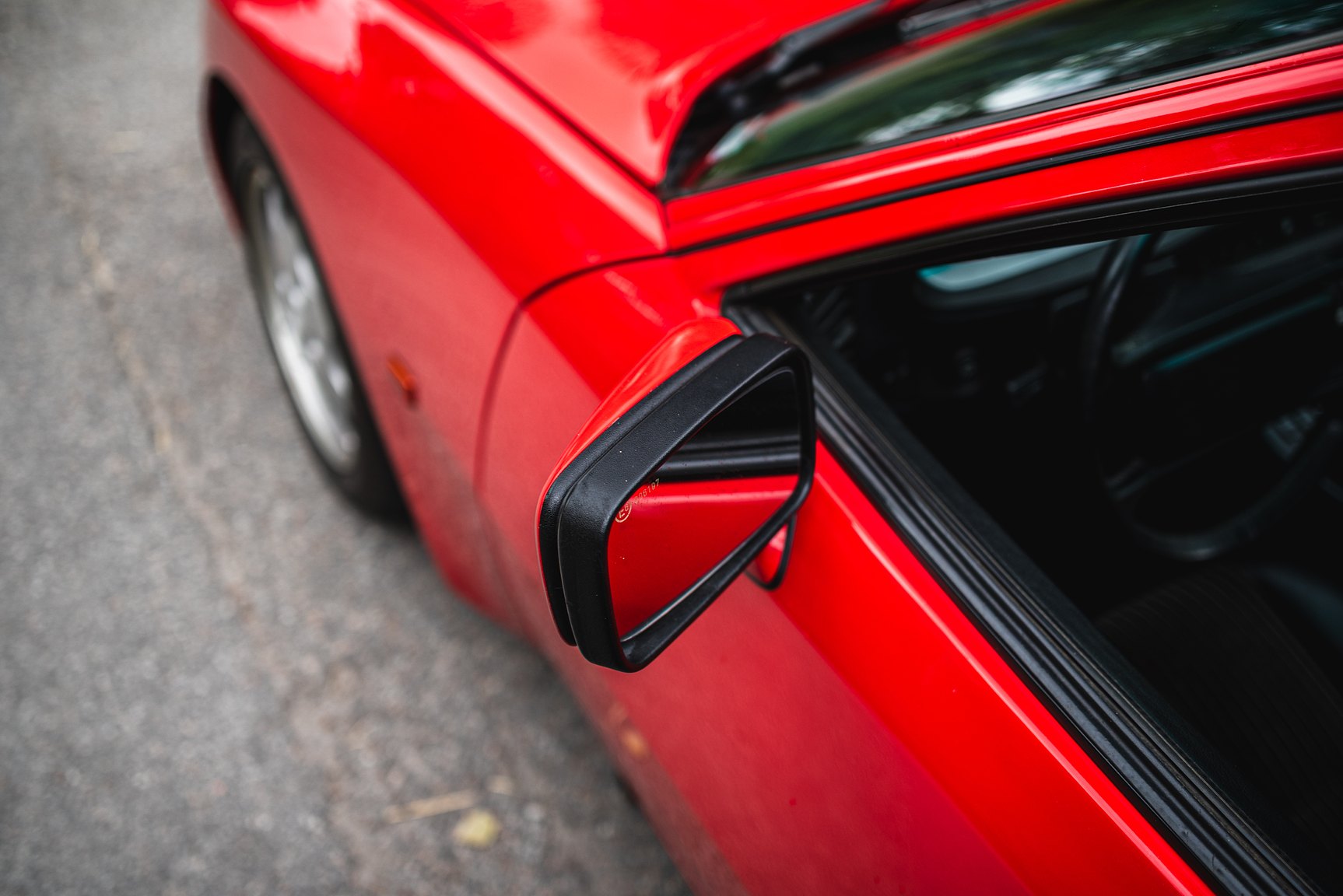 Exterior image of 1988 Porsche 944