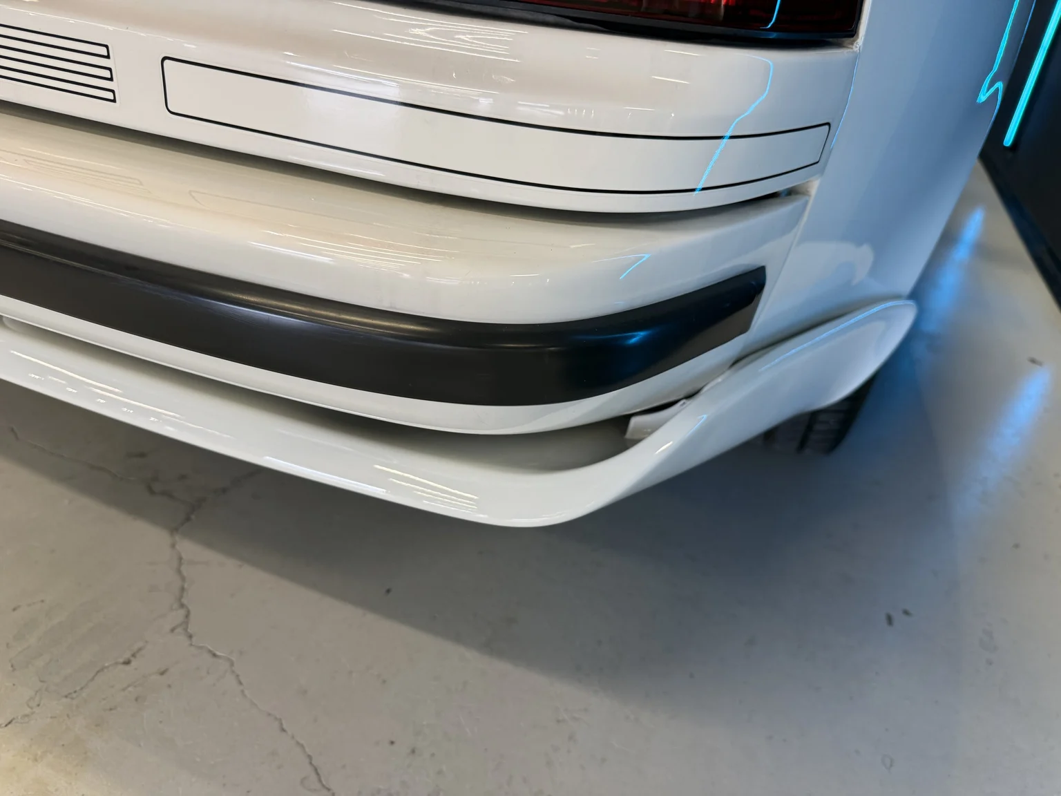 Aussenfoto 1989 Porsche 944 2.7 (35)