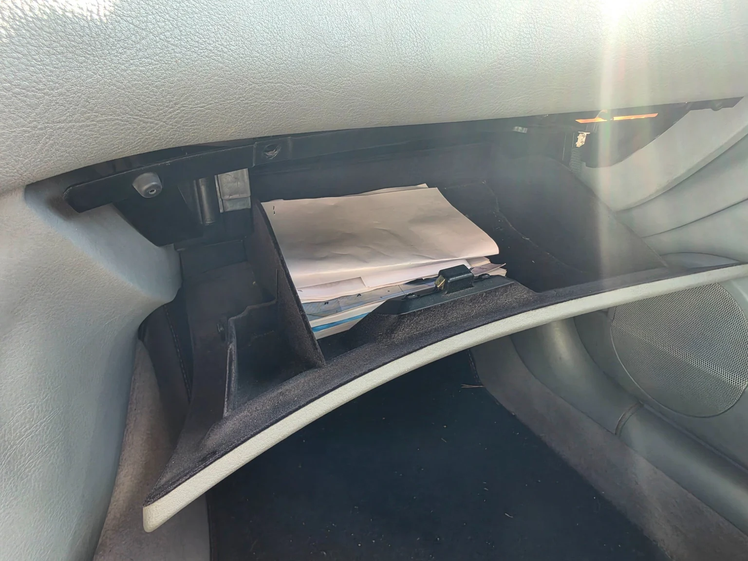 Interior image of 2002 BMW 330Ci Convertible (50)
