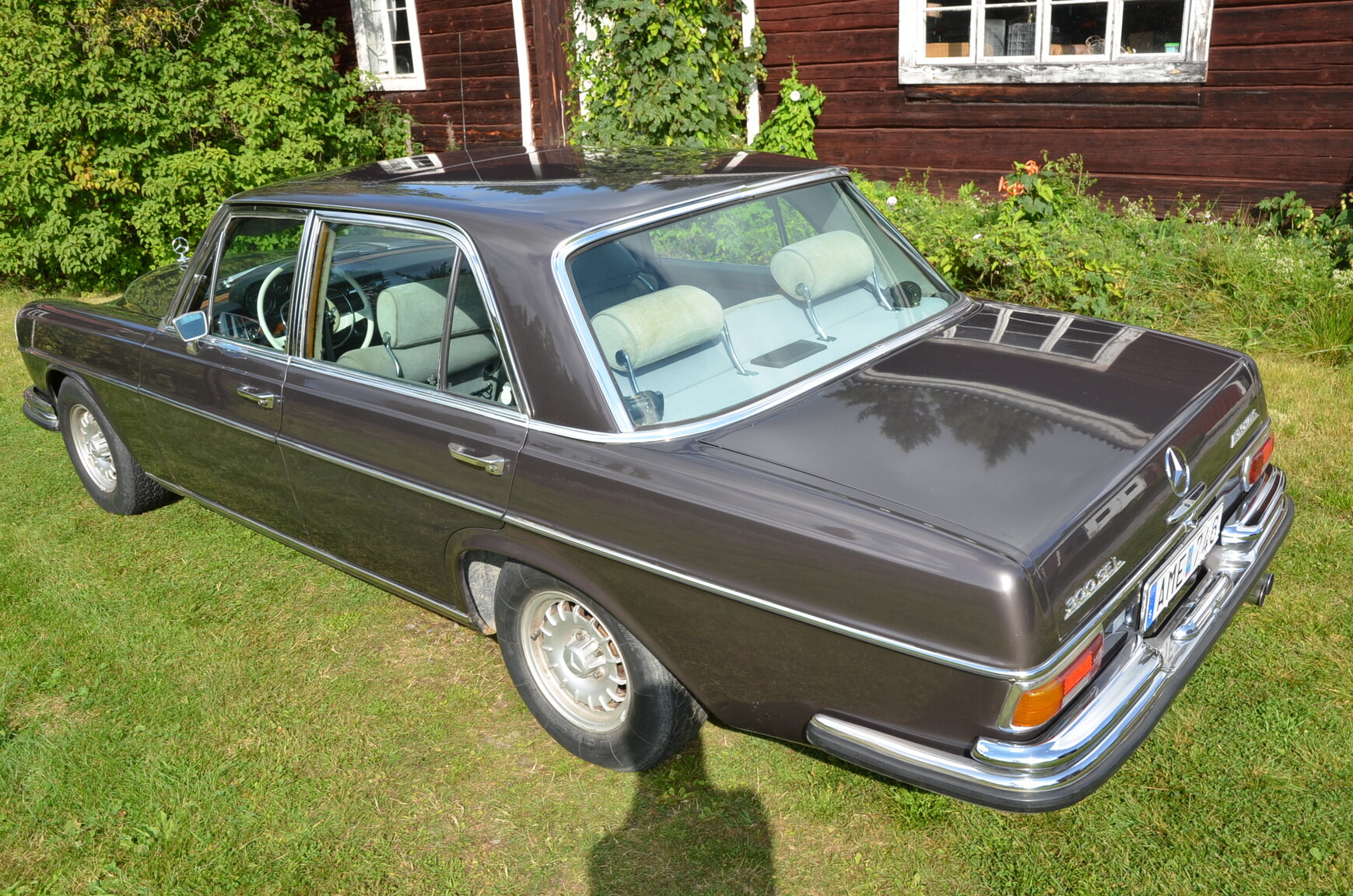 Exteriörbild på 1968 Mercedes-Benz W109 300 SEL 6.3