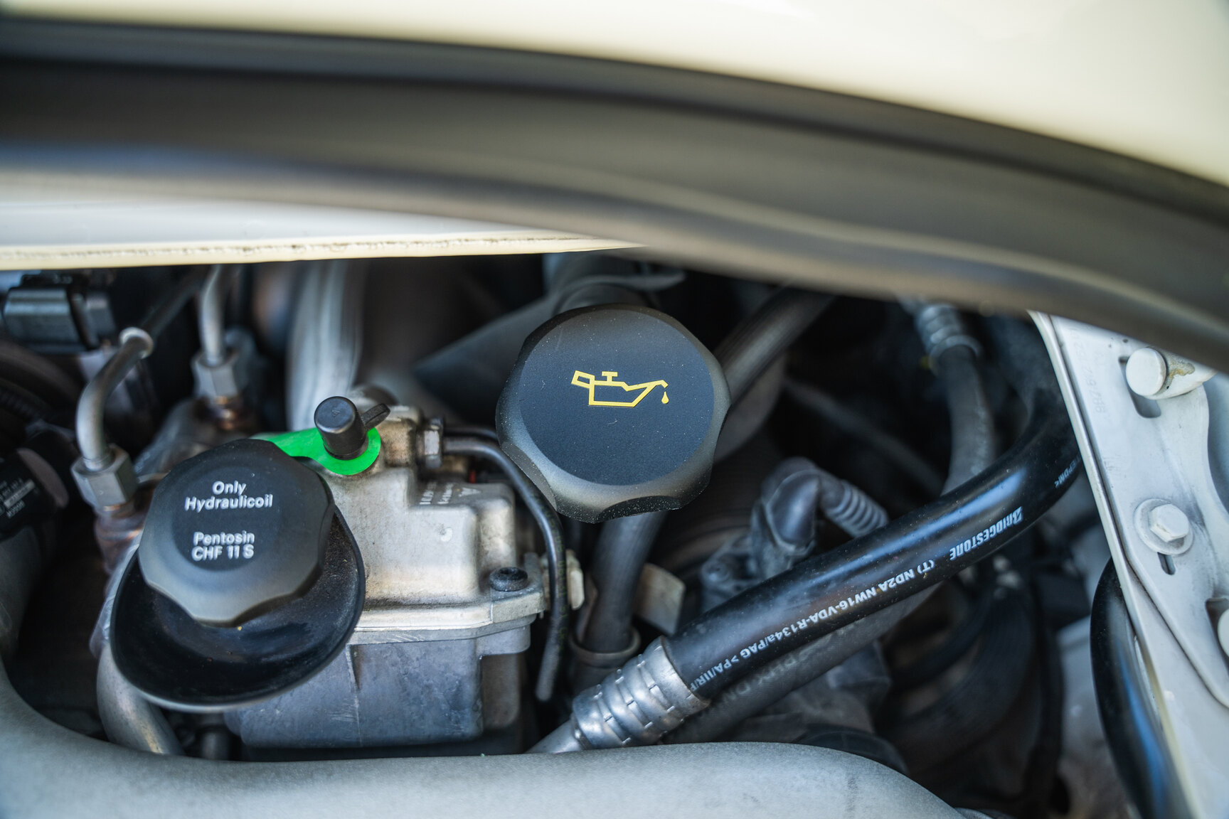 Image of 2008 Porsche 911 Turbo Cabriolet mechanics (12)