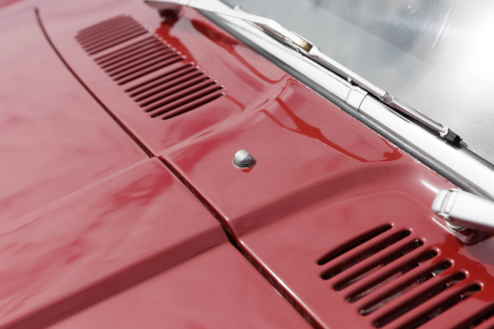 Exterior image of 1968 Volkswagen Typ 34 1600 L Karmann-Ghia (34)