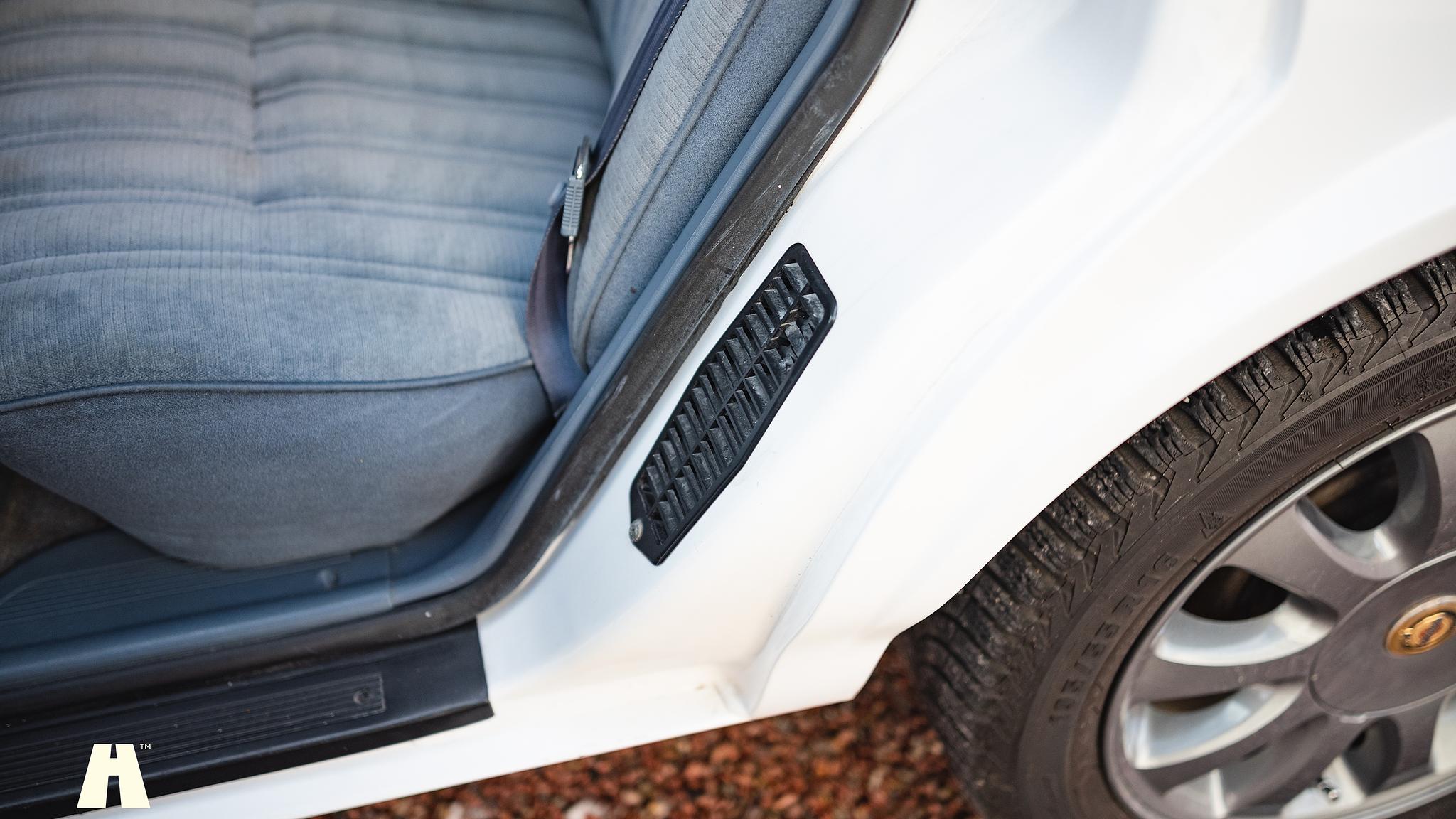 Innenraumfoto von 1994 Oldsmobile Cutlass Ciera Sedan 3.1 (108)