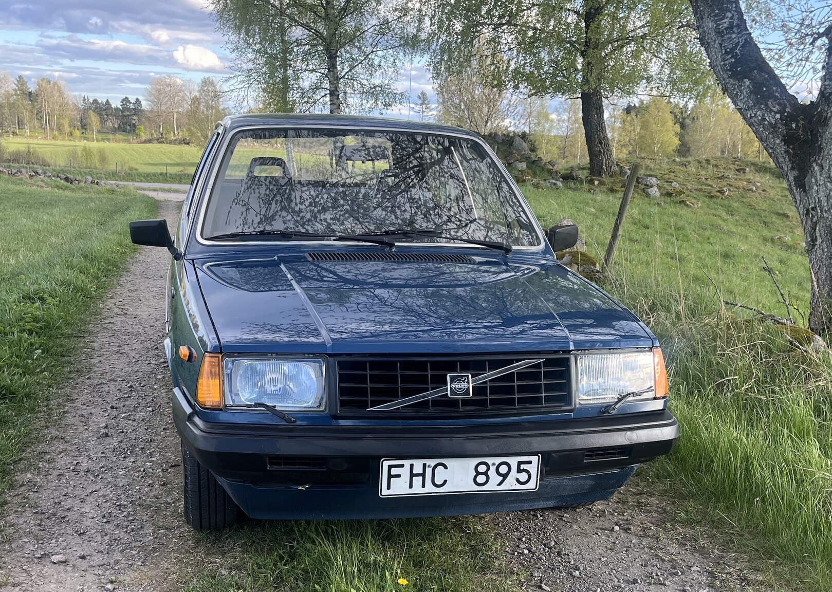 Exteriörbild på 1983 Volvo 340 (3)