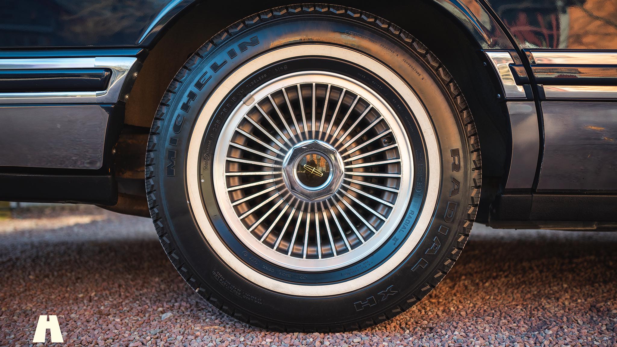 Exteriörbild på 1992 Lincoln Town Car Limousine 