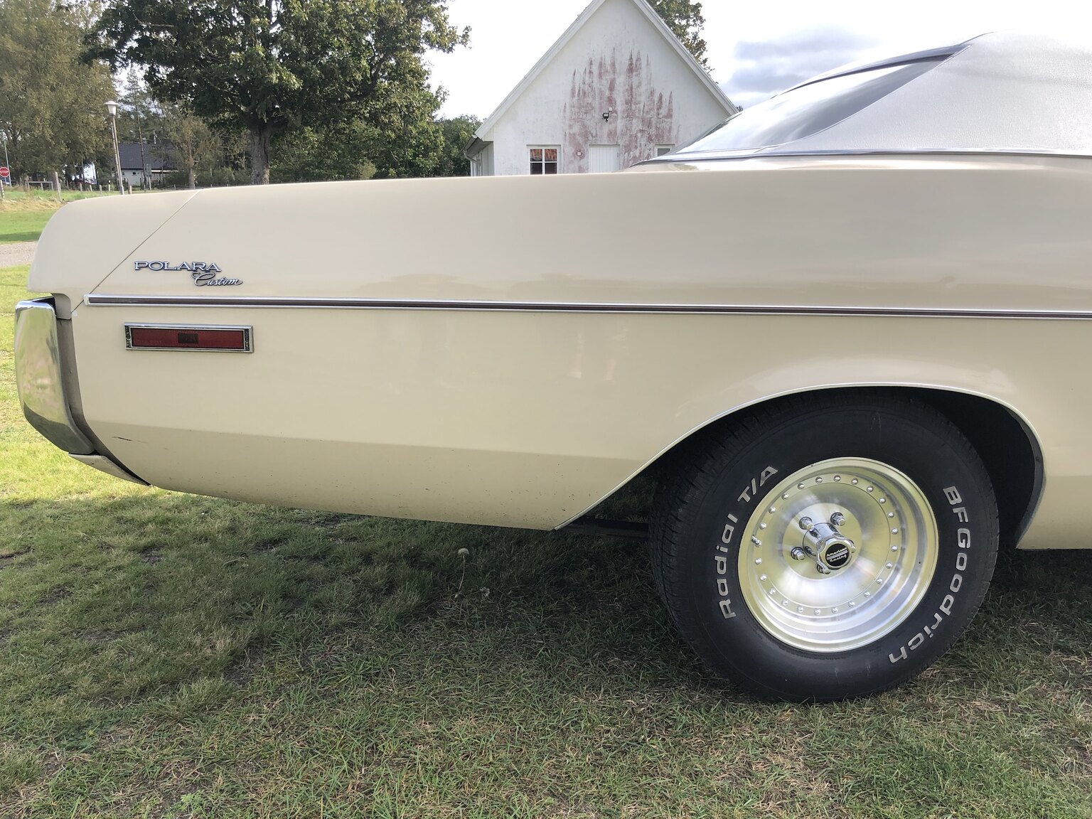 Exterior image of 1972 Dodge Polara Custom