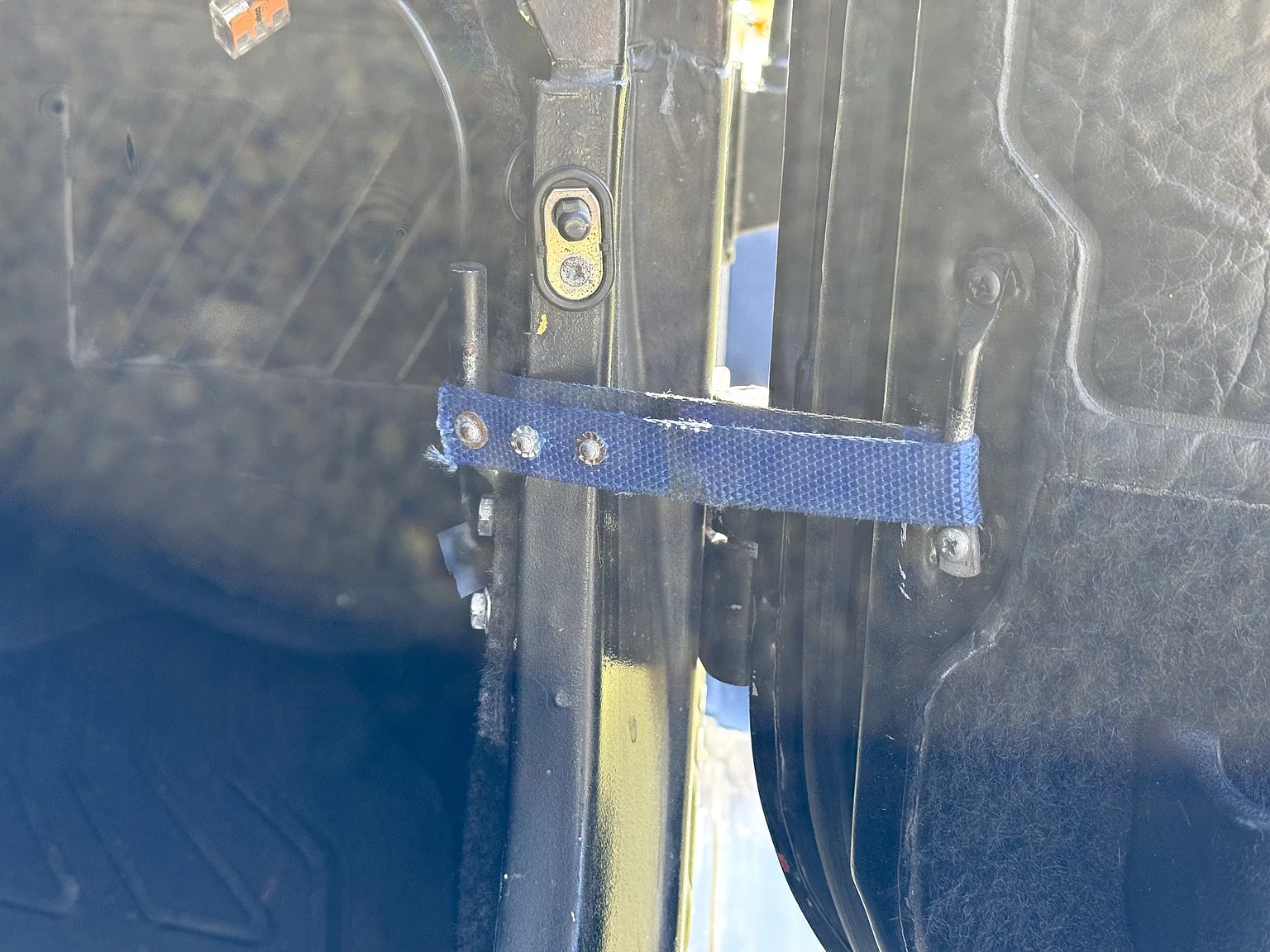 Aussenfoto 1990 Jeep Wrangler Islander (46)
